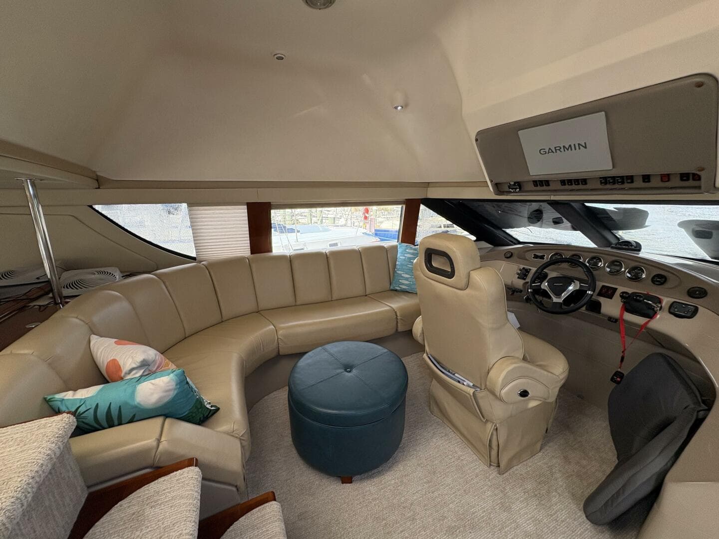 2004 Carver 56 Voyager