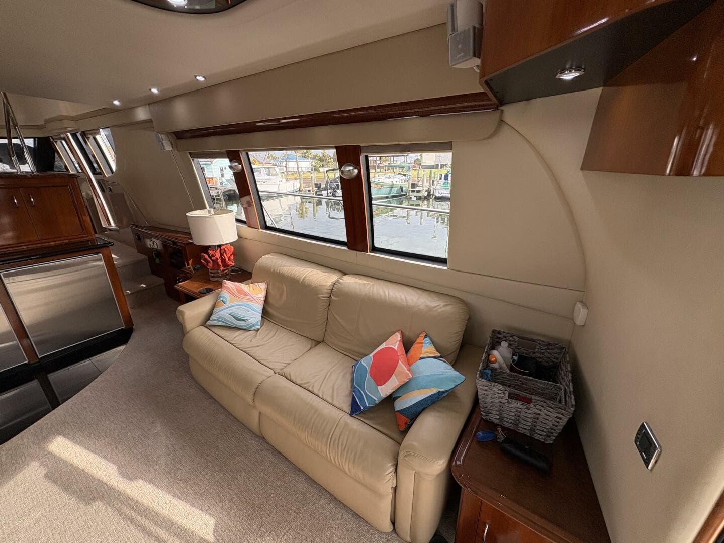 2004 Carver 56 Voyager