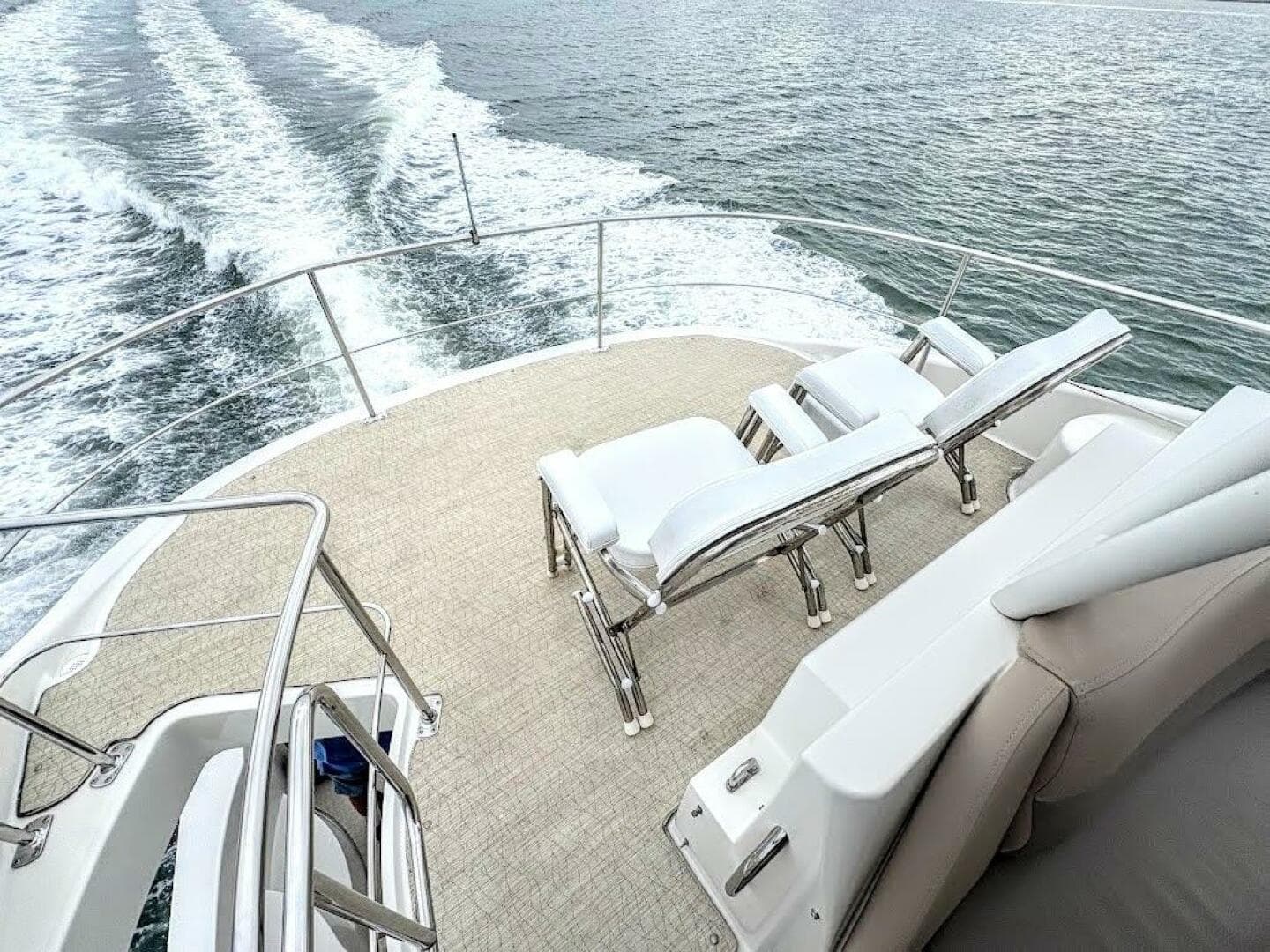 2004 Carver 56 Voyager