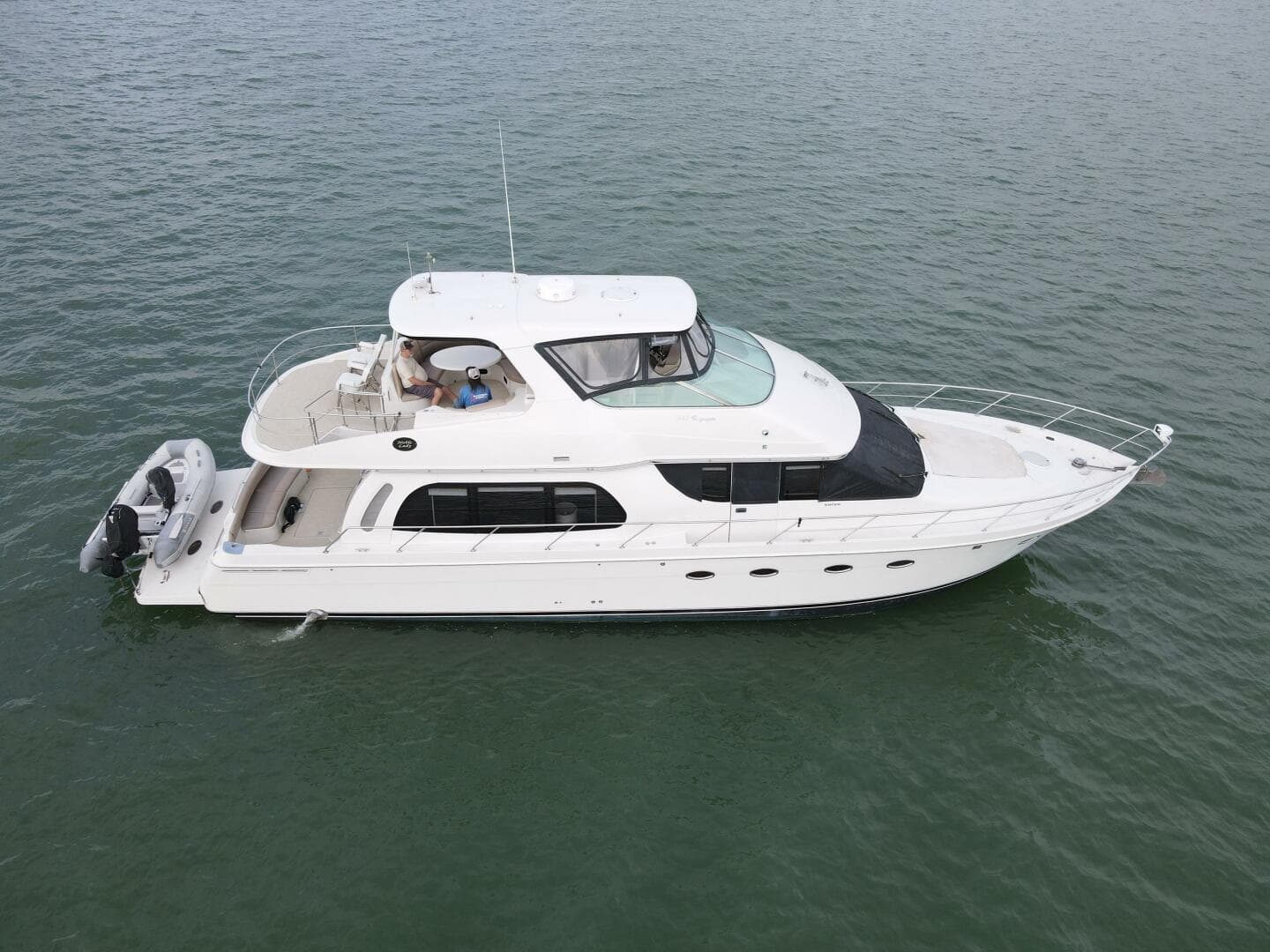 2004 Carver 56 Voyager