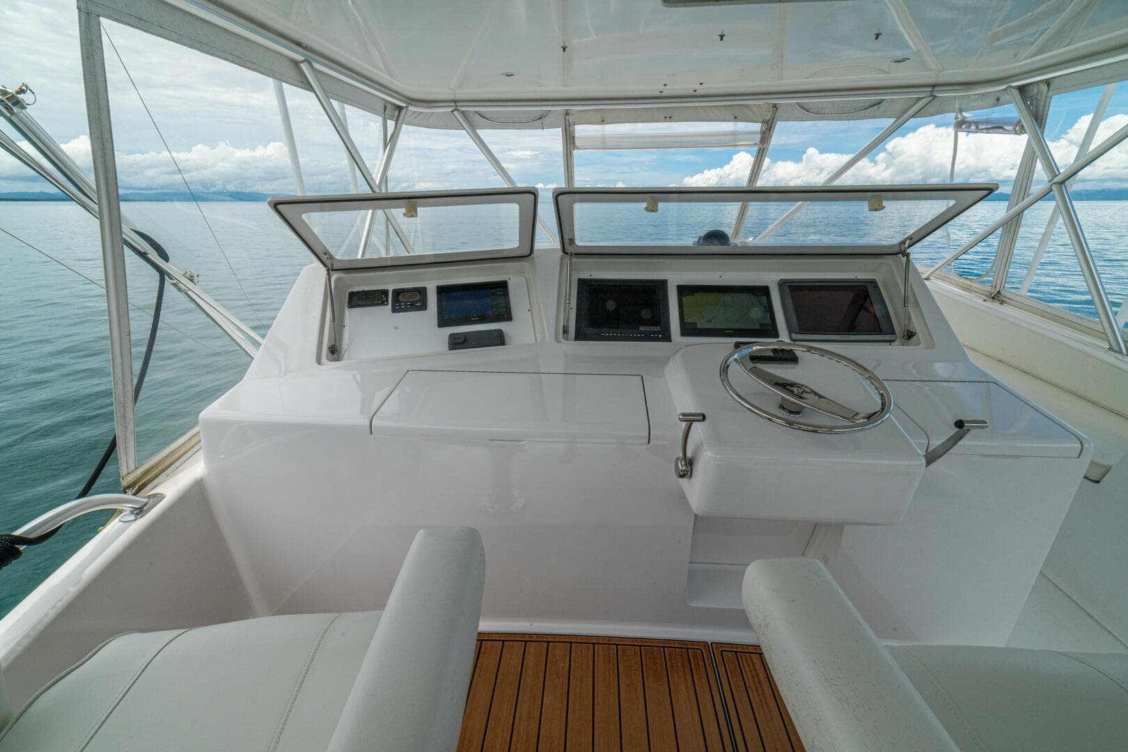 2004 Viking 61 Convertible "Mariah Jean"