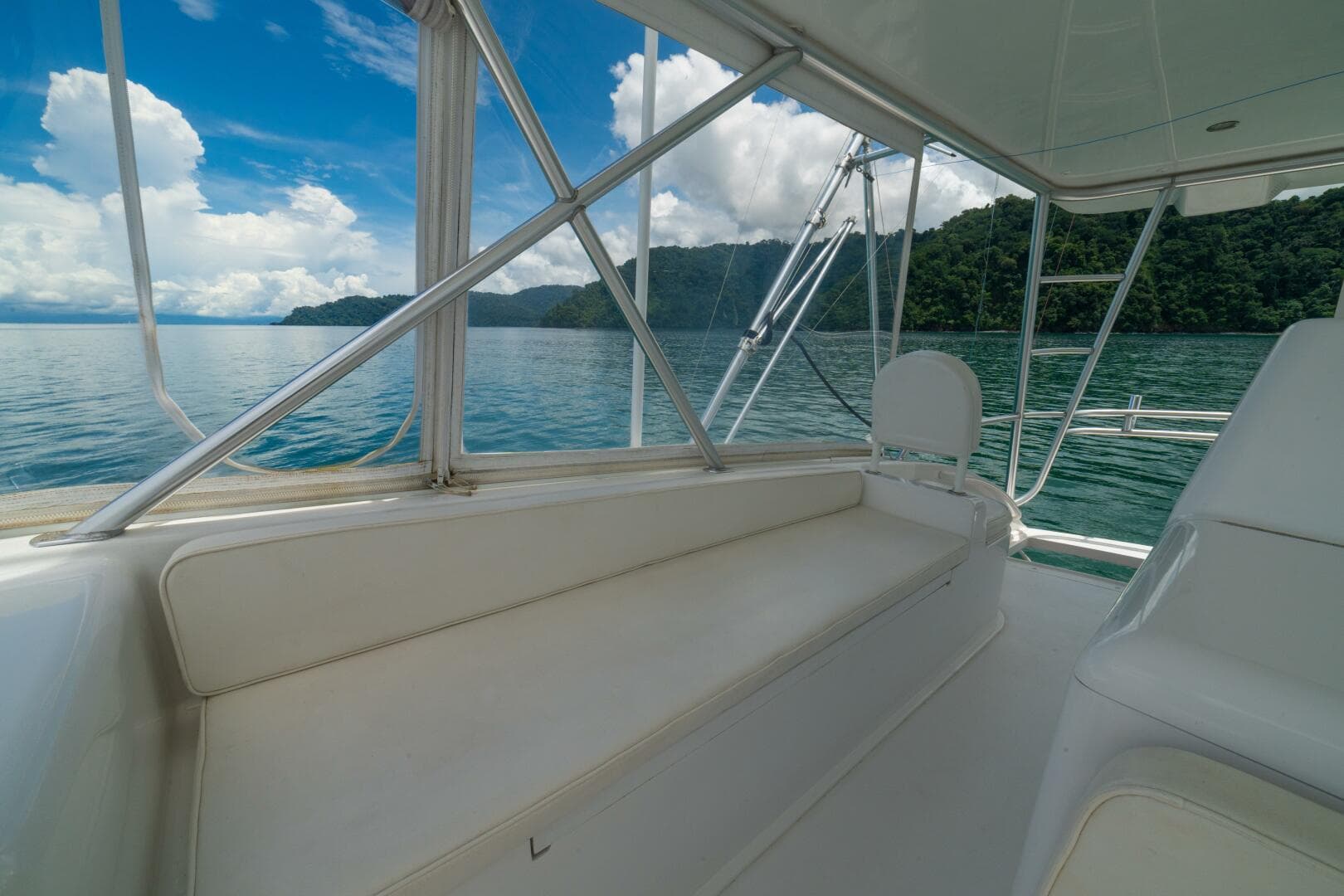 2004 Viking 61 Convertible "Mariah Jean"