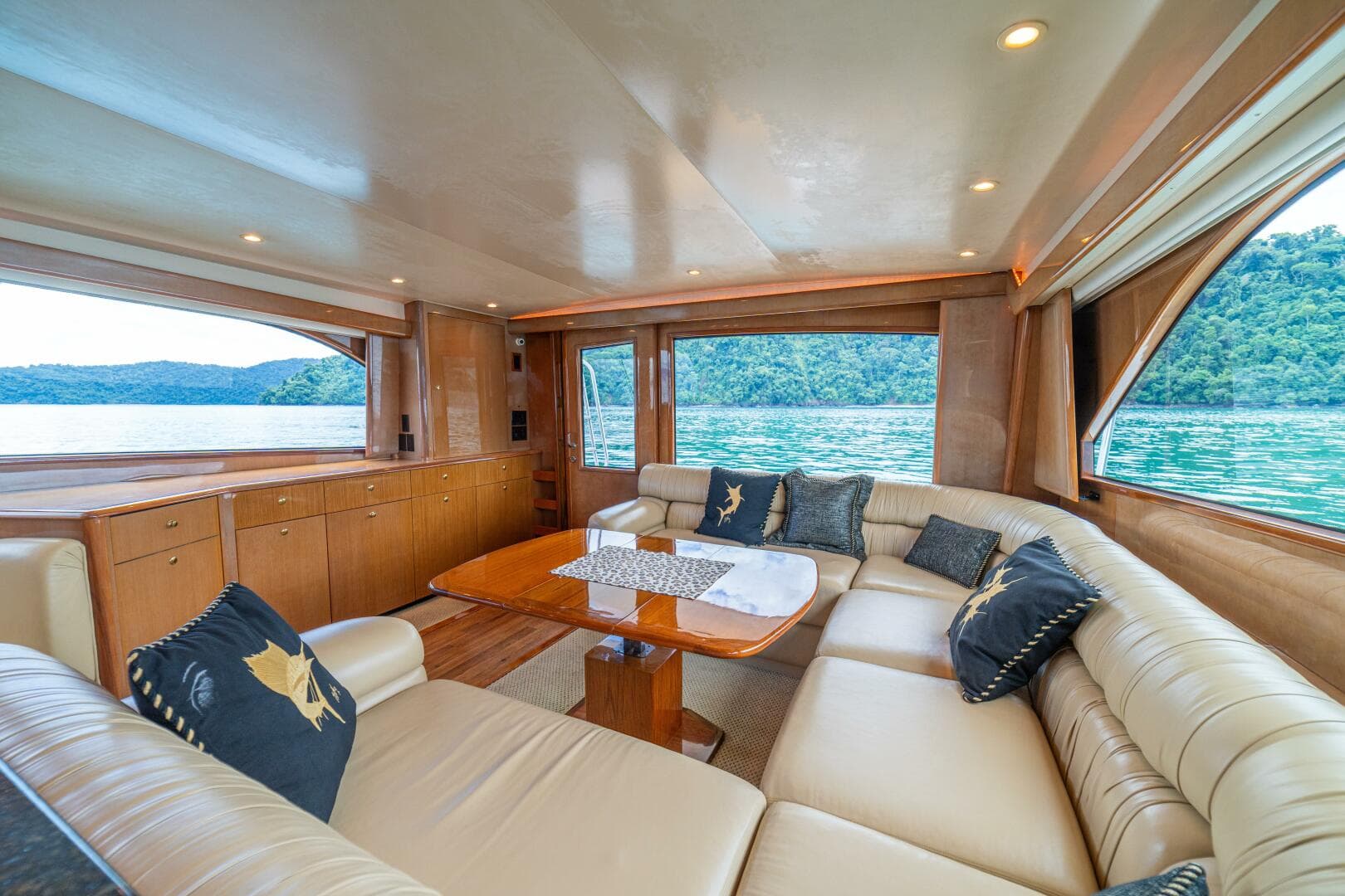 2004 Viking 61 Convertible "Mariah Jean"