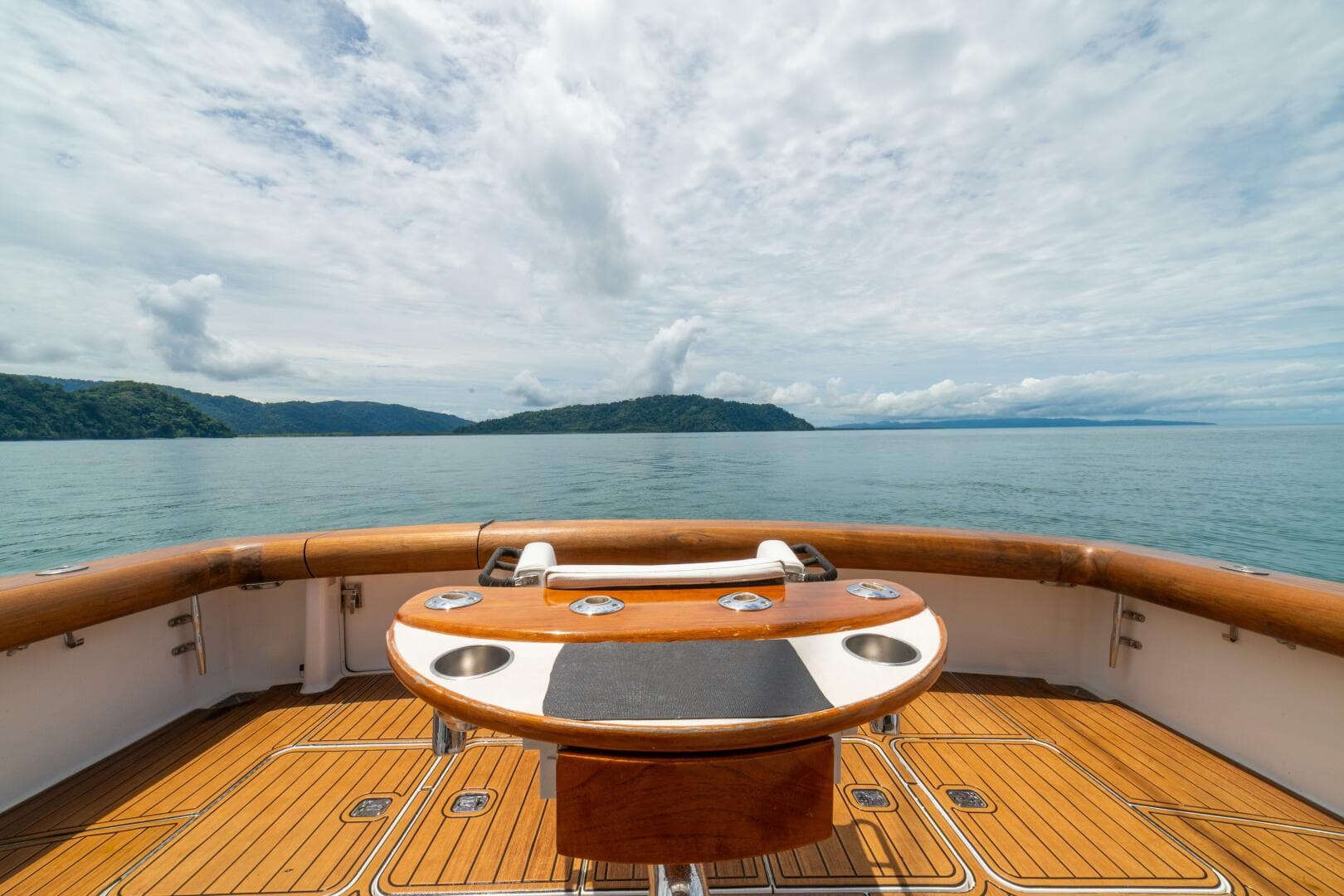 2004 Viking 61 Convertible "Mariah Jean"