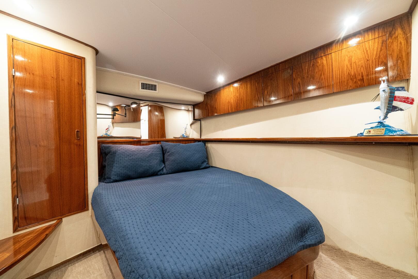 1997 Ricky Gillikan 49C 'Annie Girl" - Stateroom