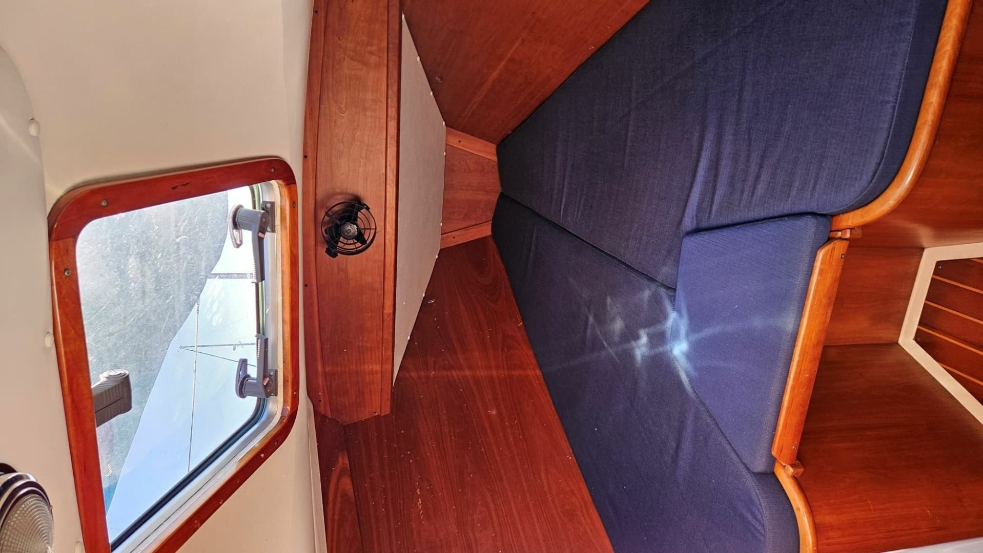 1998 Freedom F35