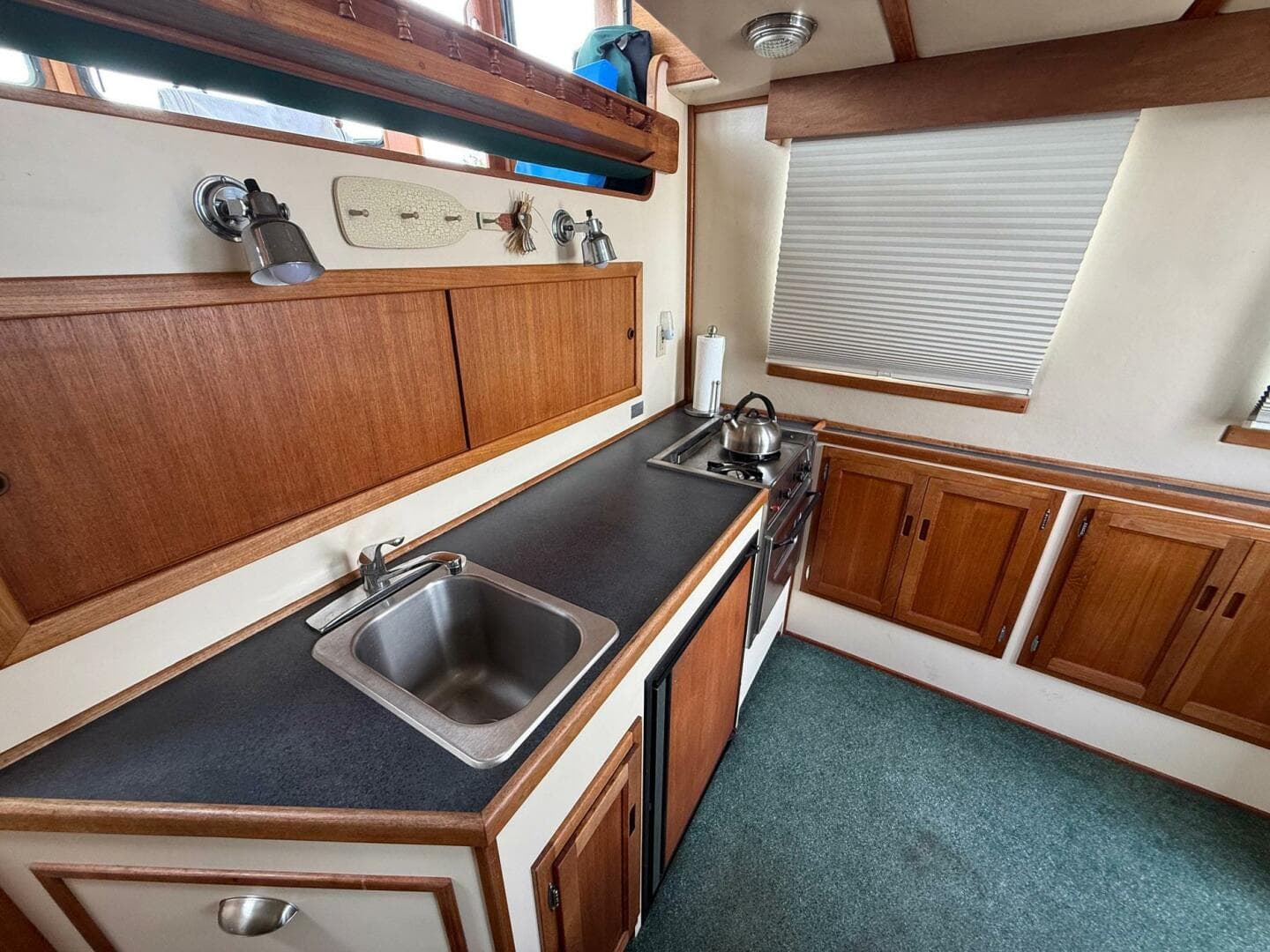 1998 Nordic Tugs Trawler