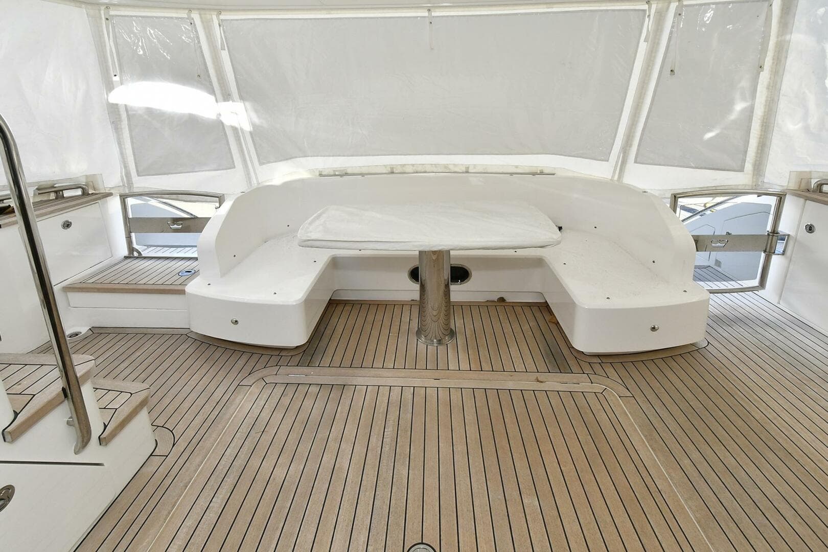 2016 Princess 52 Flybridge
