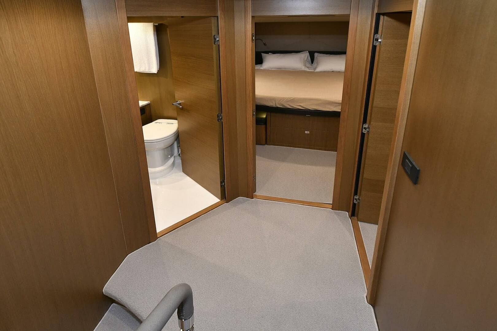 2016 Princess 52 Flybridge