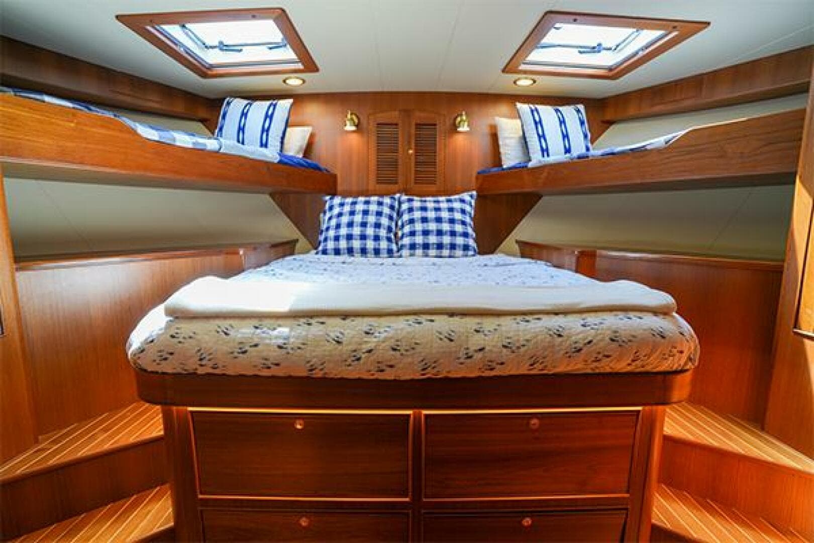 2015 Marlow Explorer 80E-CB