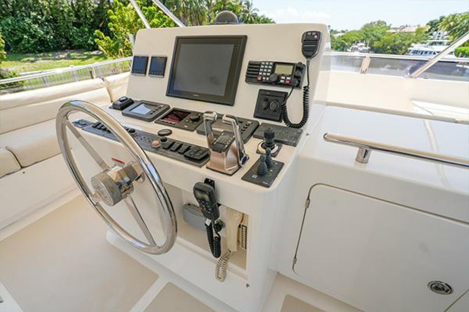 2015 Marlow Explorer 80E-CB