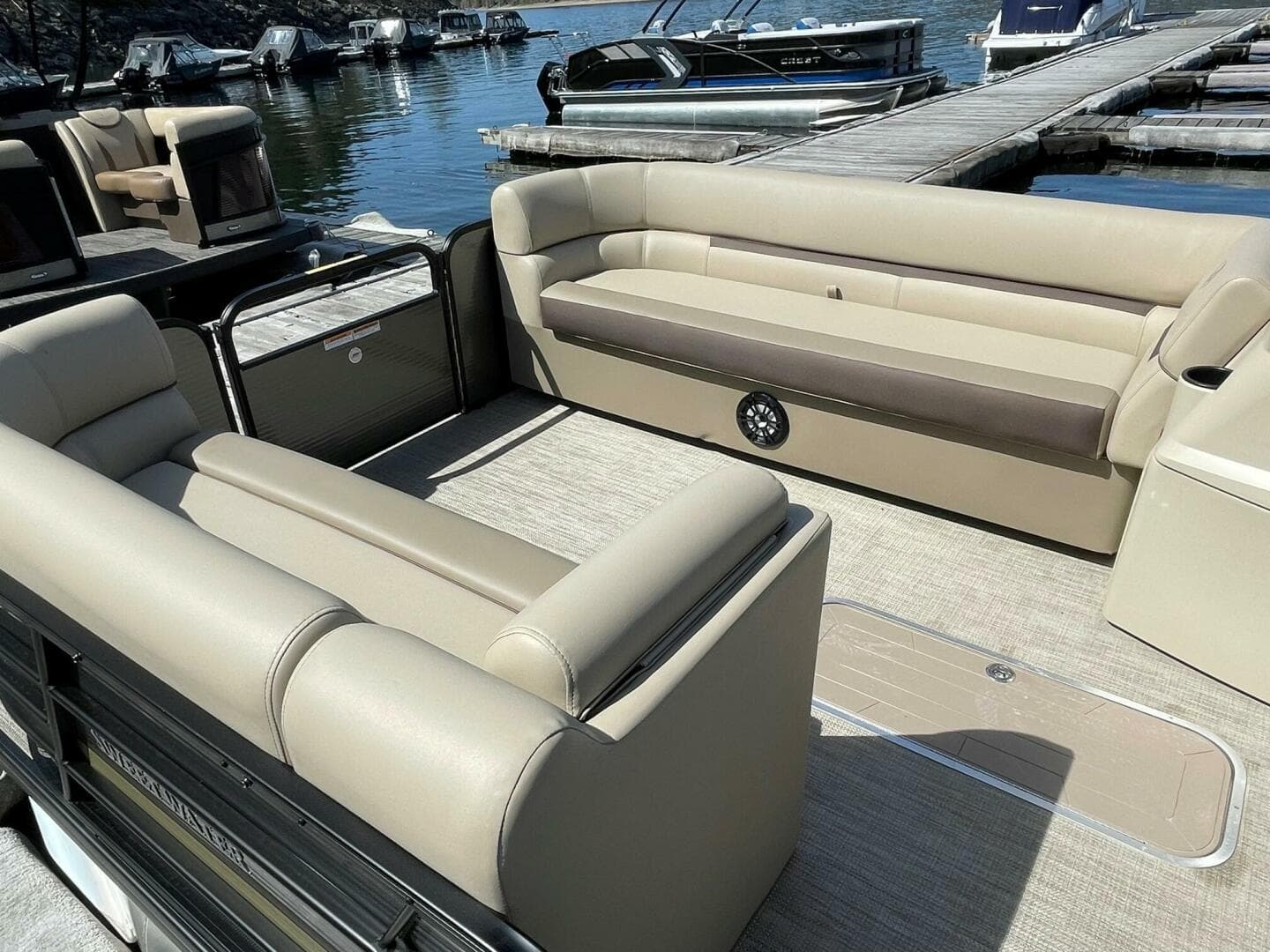 2023 Godfrey Sweetwater Cruise SW 2186