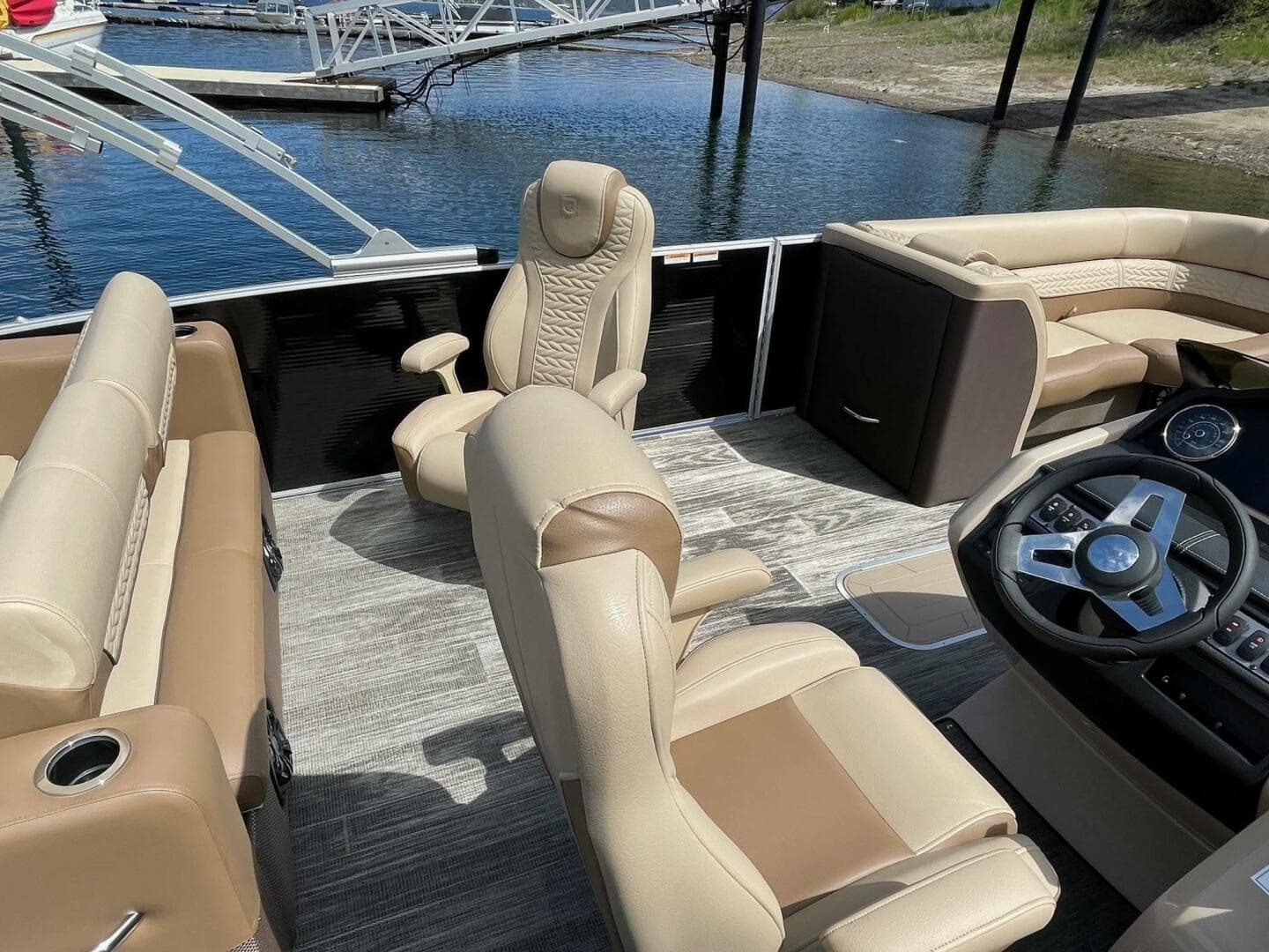 2024 Godfrey MC 235 DFL GTP