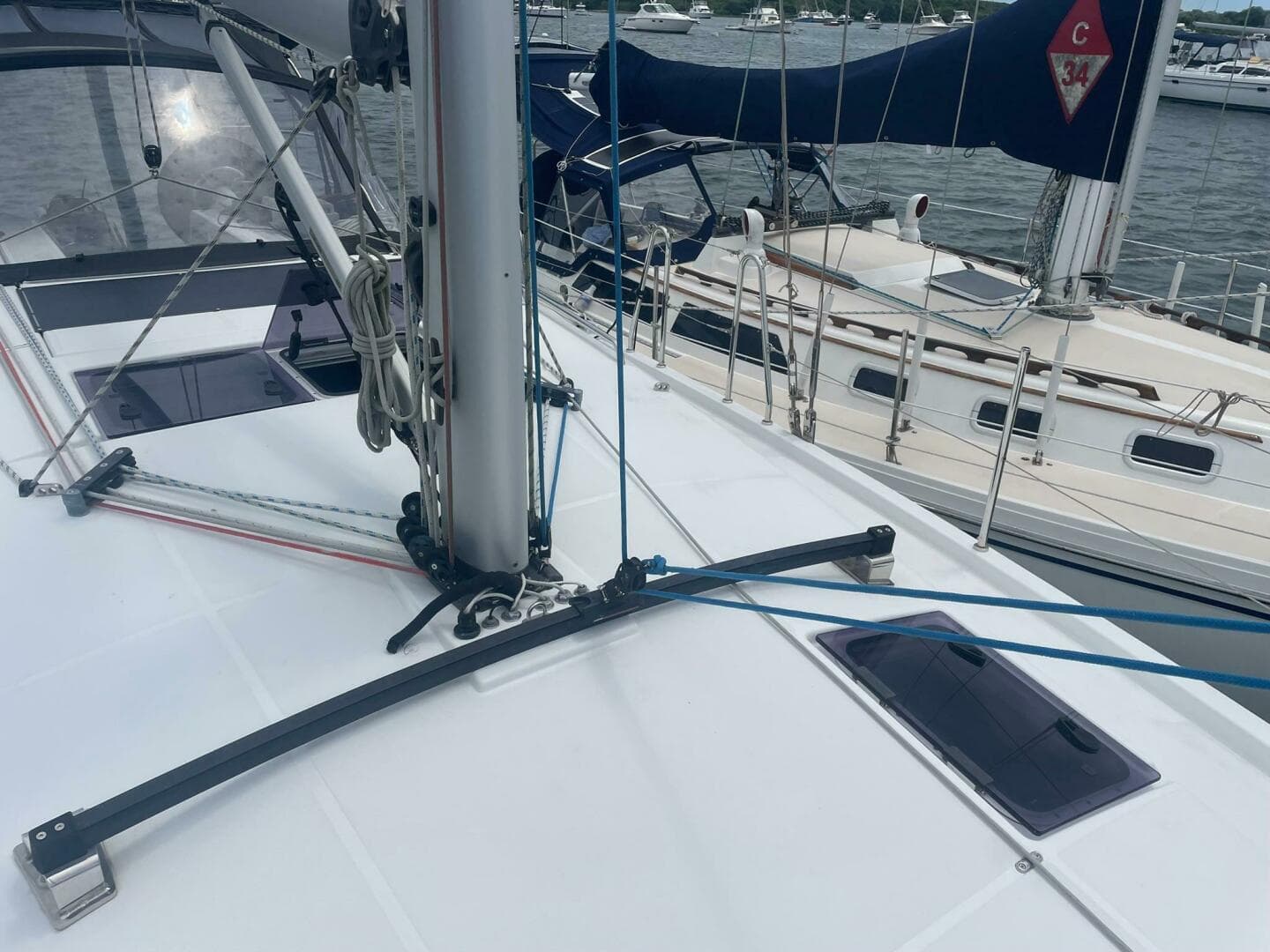 2020 Sun Odyssey 410