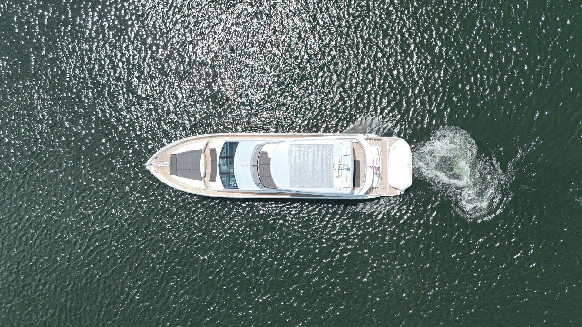 2017 Sunseeker 75 Yacht