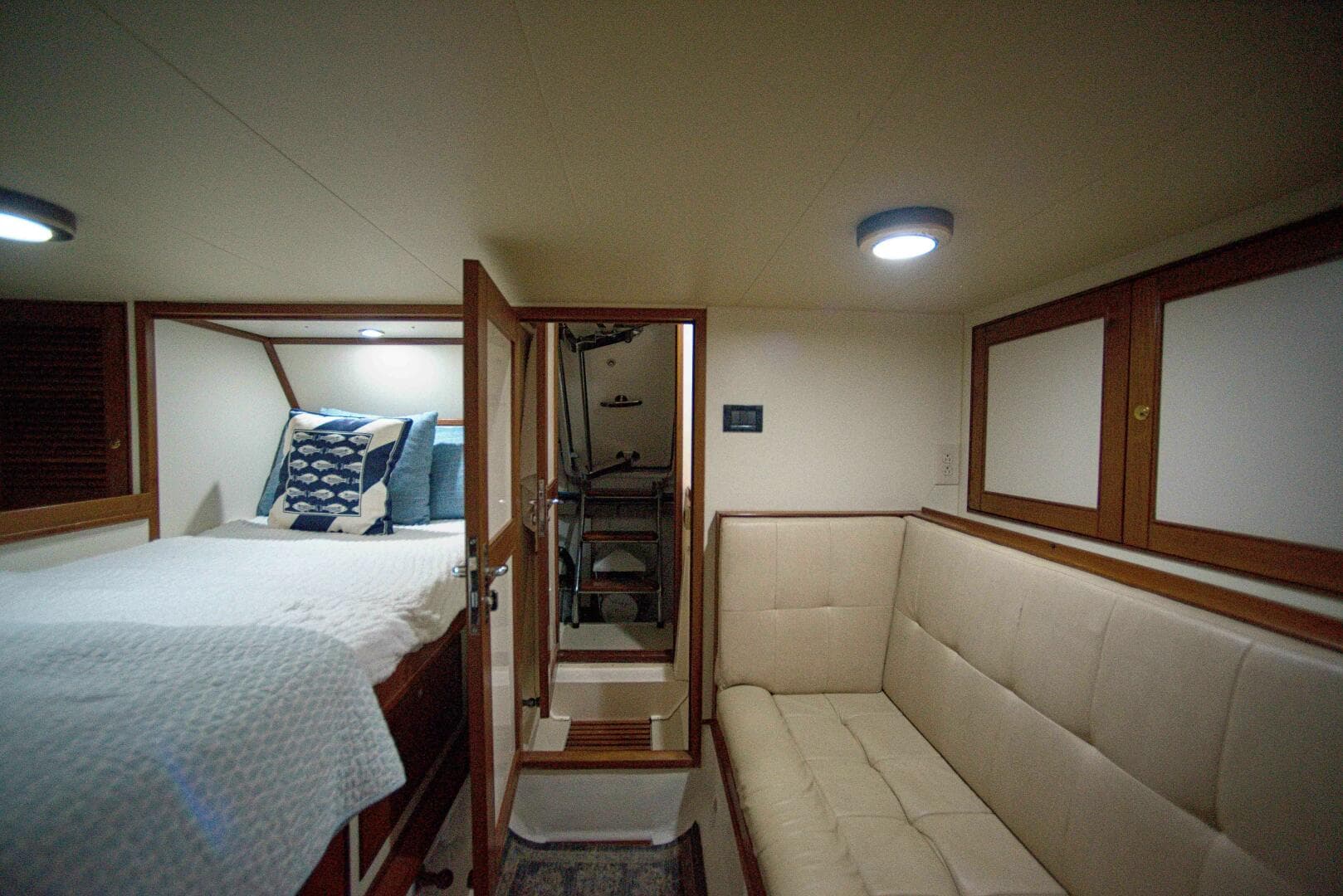 2011 Marlow Explorer 70E