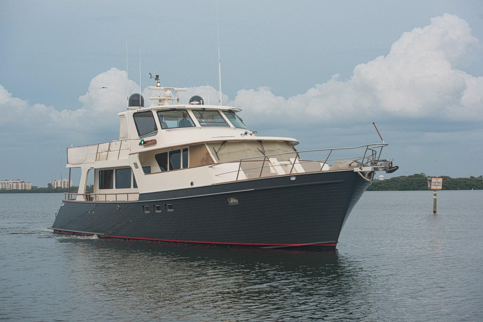 2011 Marlow Explorer 70E