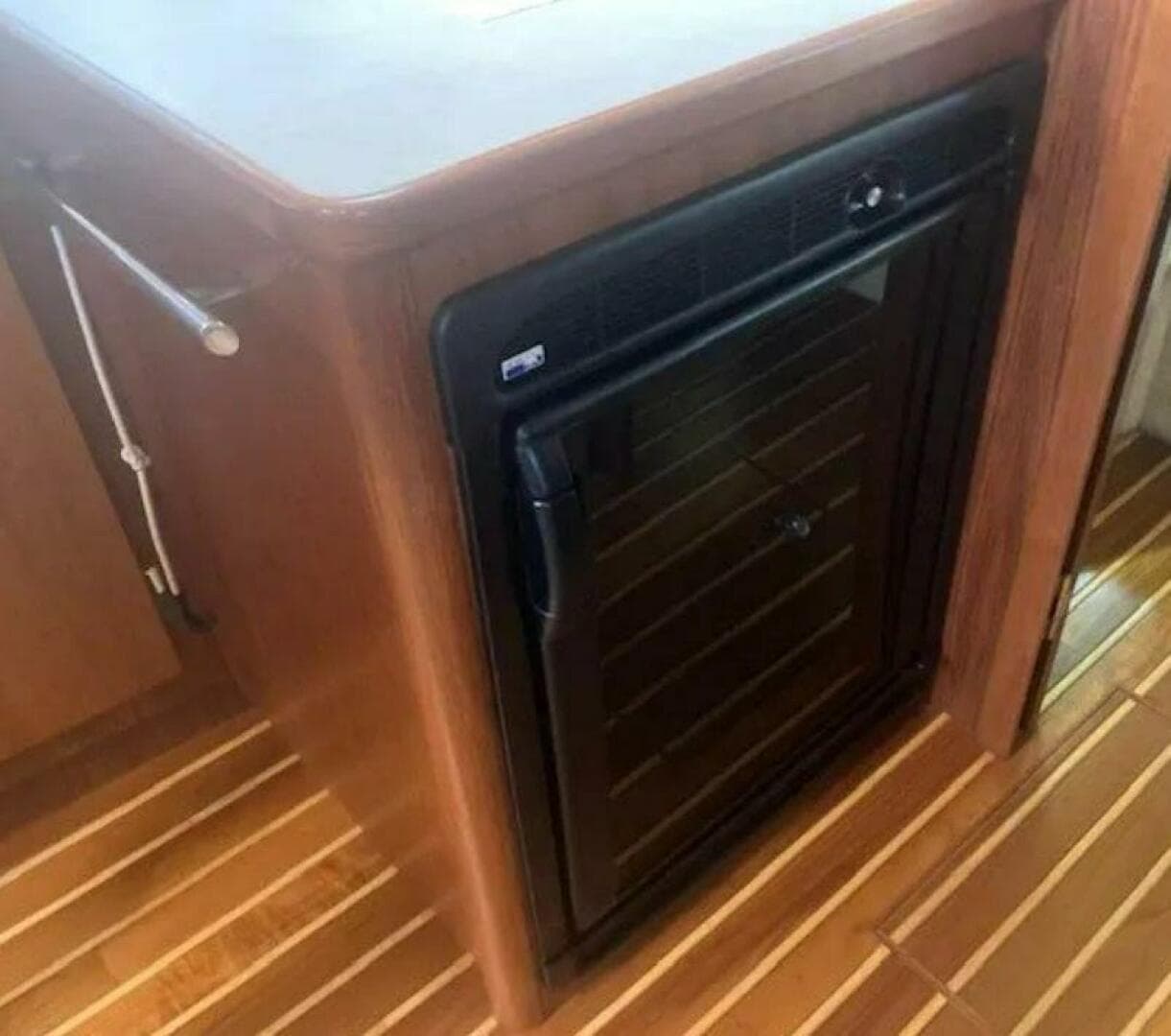 2000 Tiara Yachts 3500 Express