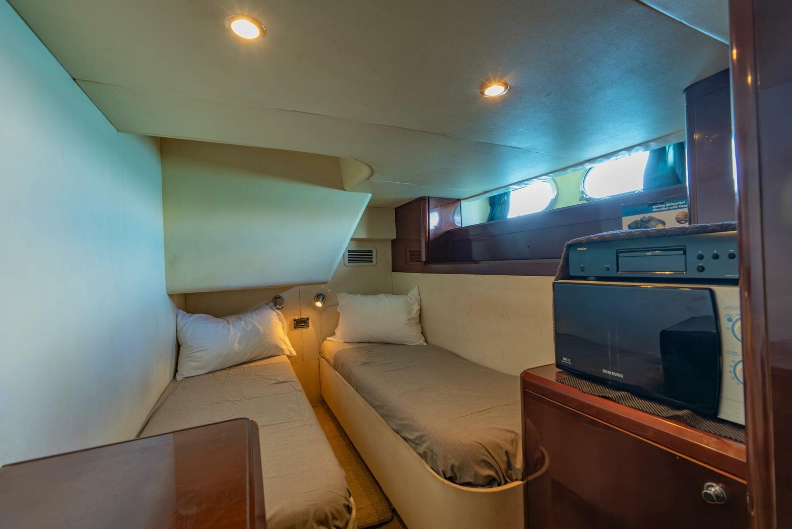 2006 Princess Yachts 