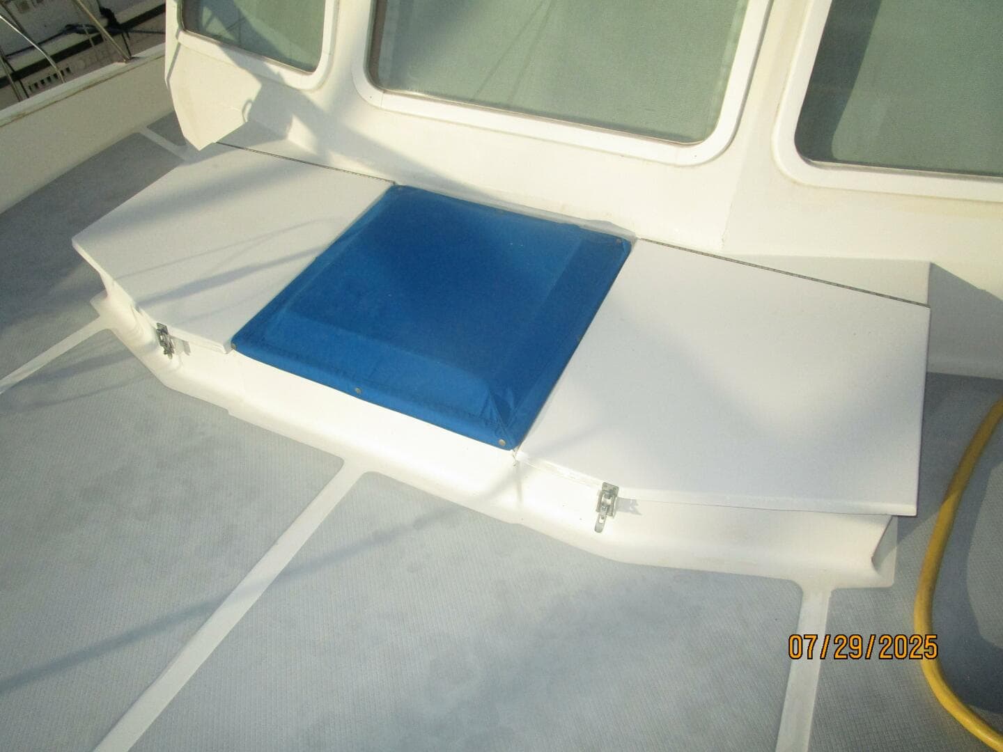 44' DeFever foredeck storage lockers
