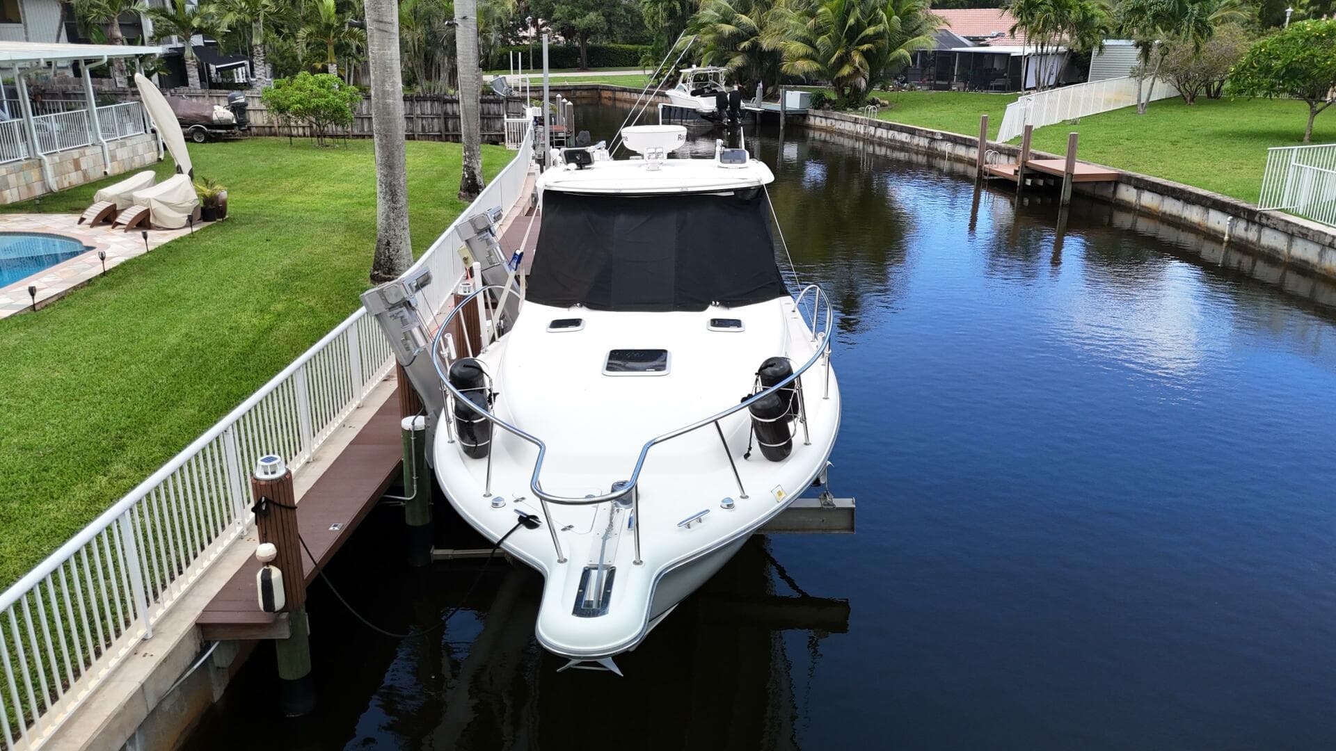 2007 Pursuit 335 Offshore