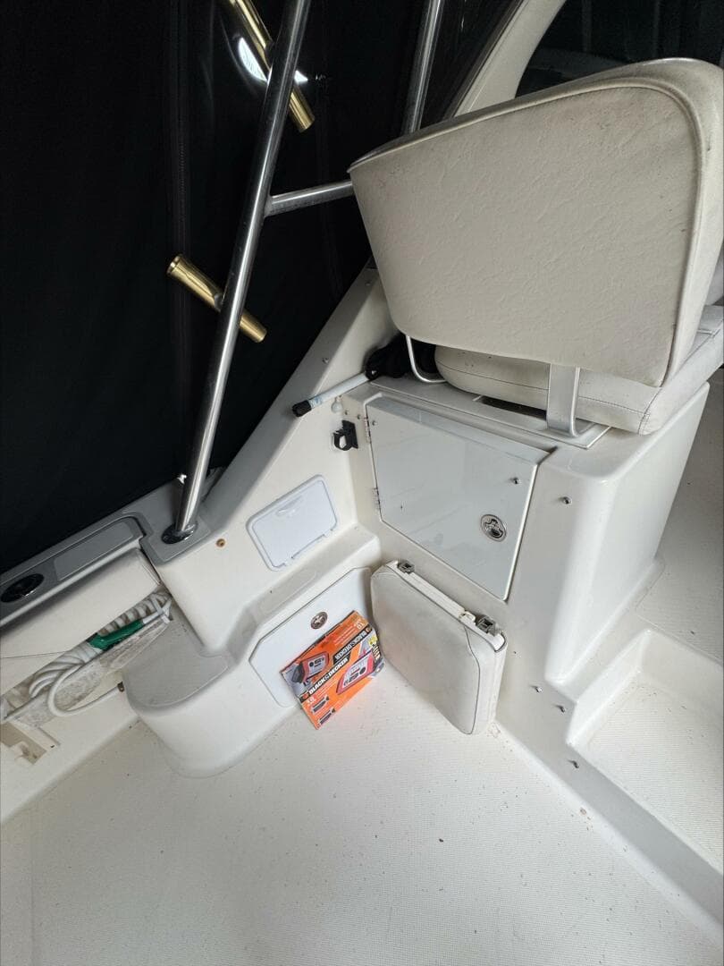 2007 Pursuit 335 Offshore