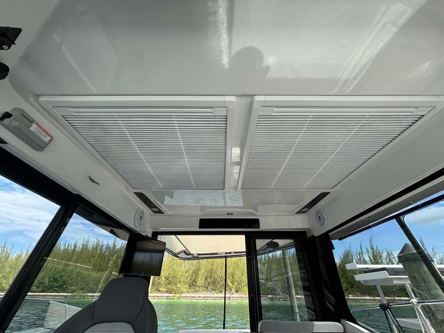 Jeanneau Knot Work'N - Cabin