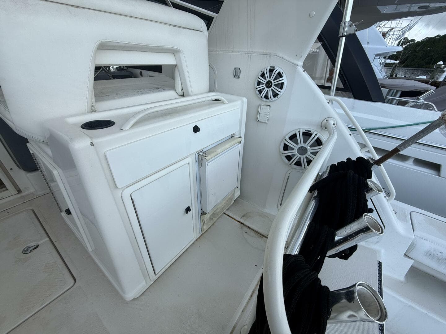 1991 Tiara Yachts 43 Open