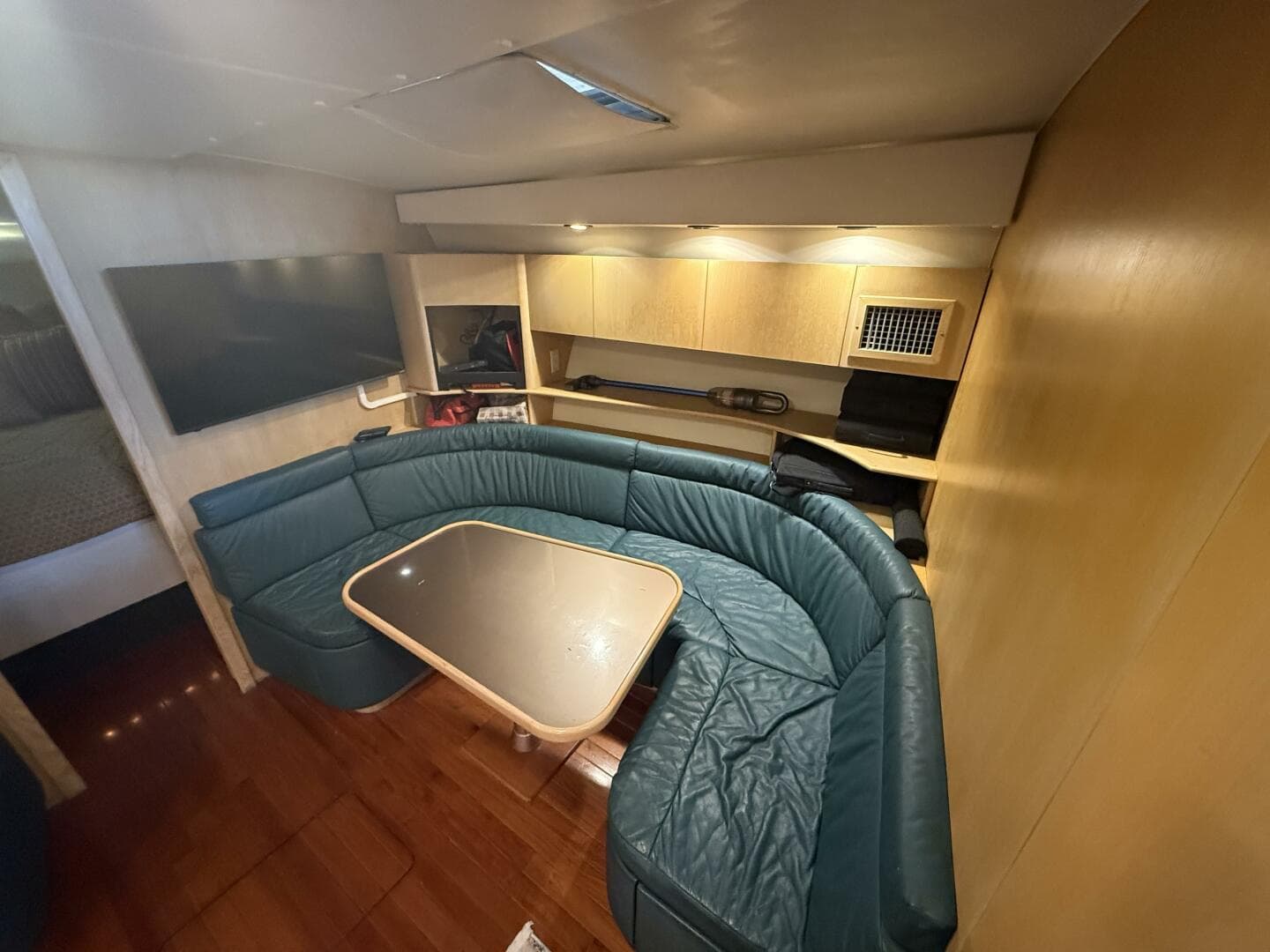 1991 Tiara Yachts 43 Open