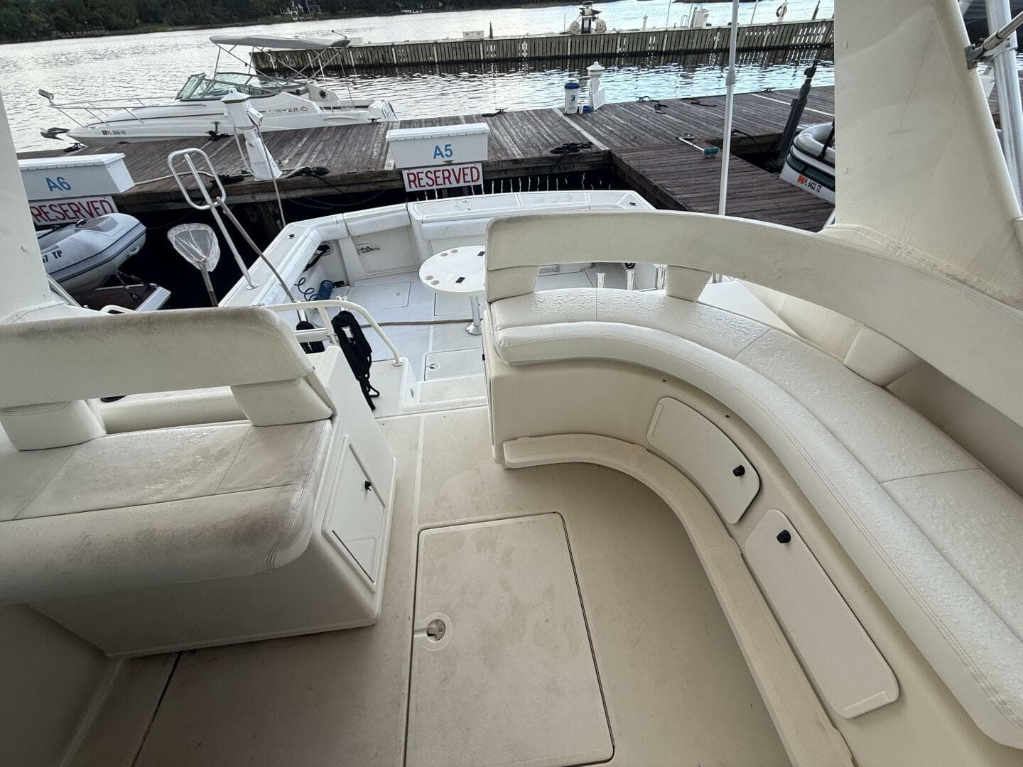 1991 Tiara Yachts 43 Open