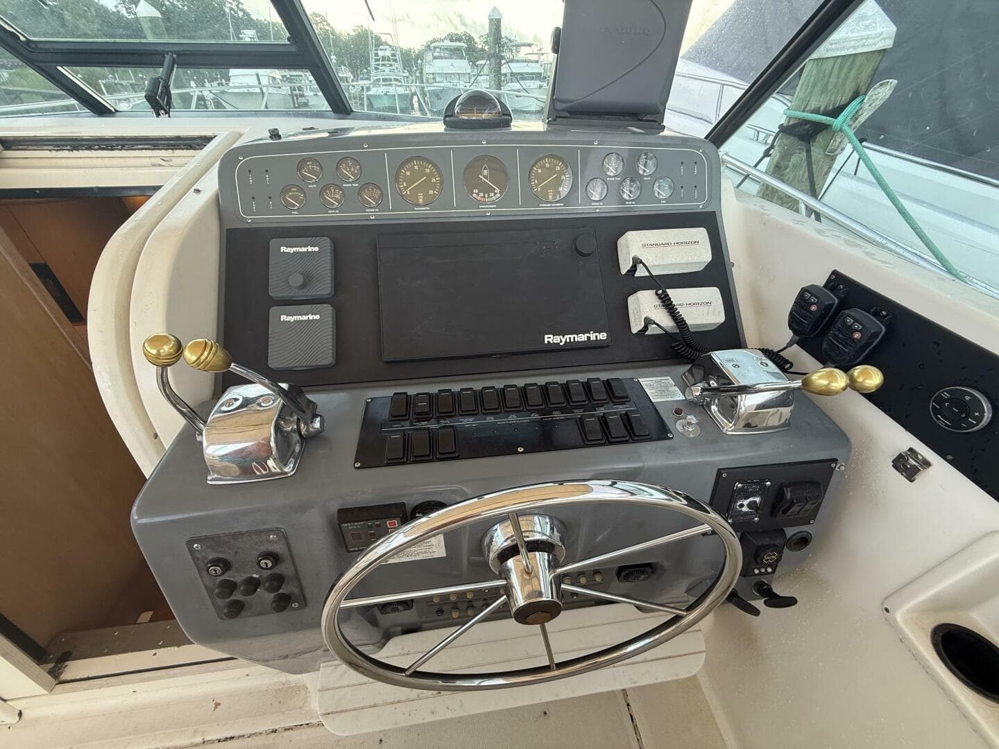 1991 Tiara Yachts 43 Open