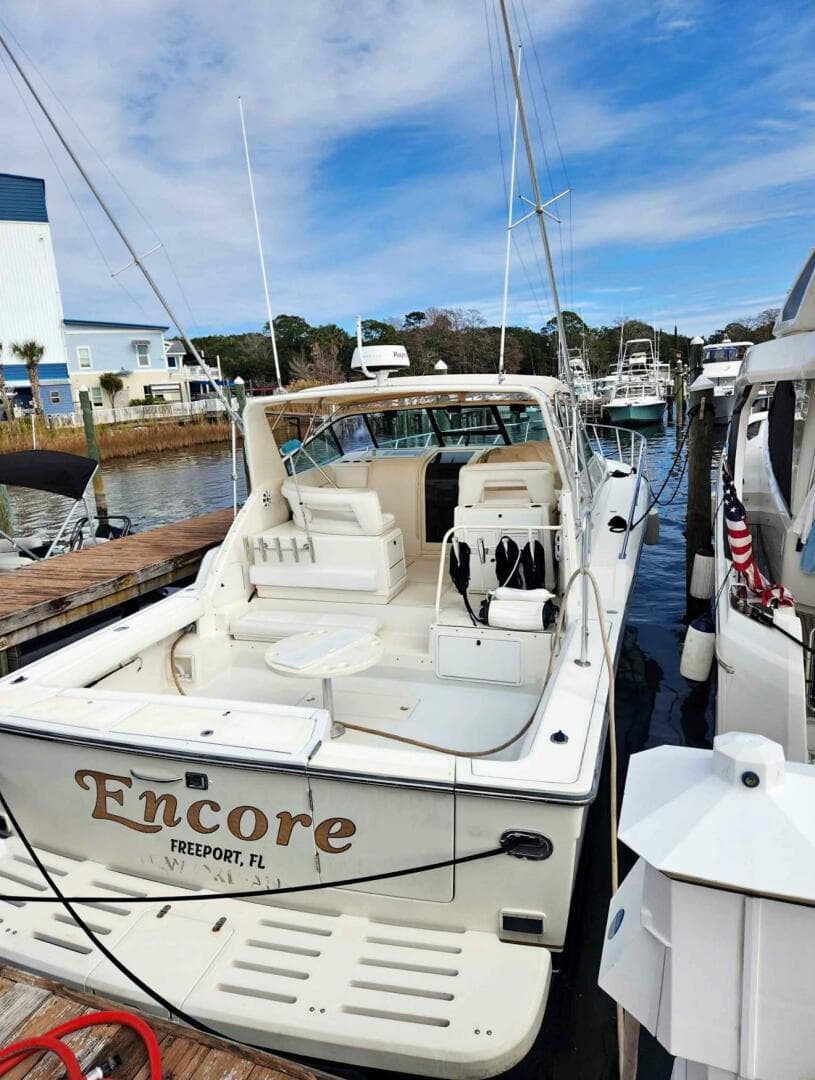 1991 Tiara Yachts 43 Open