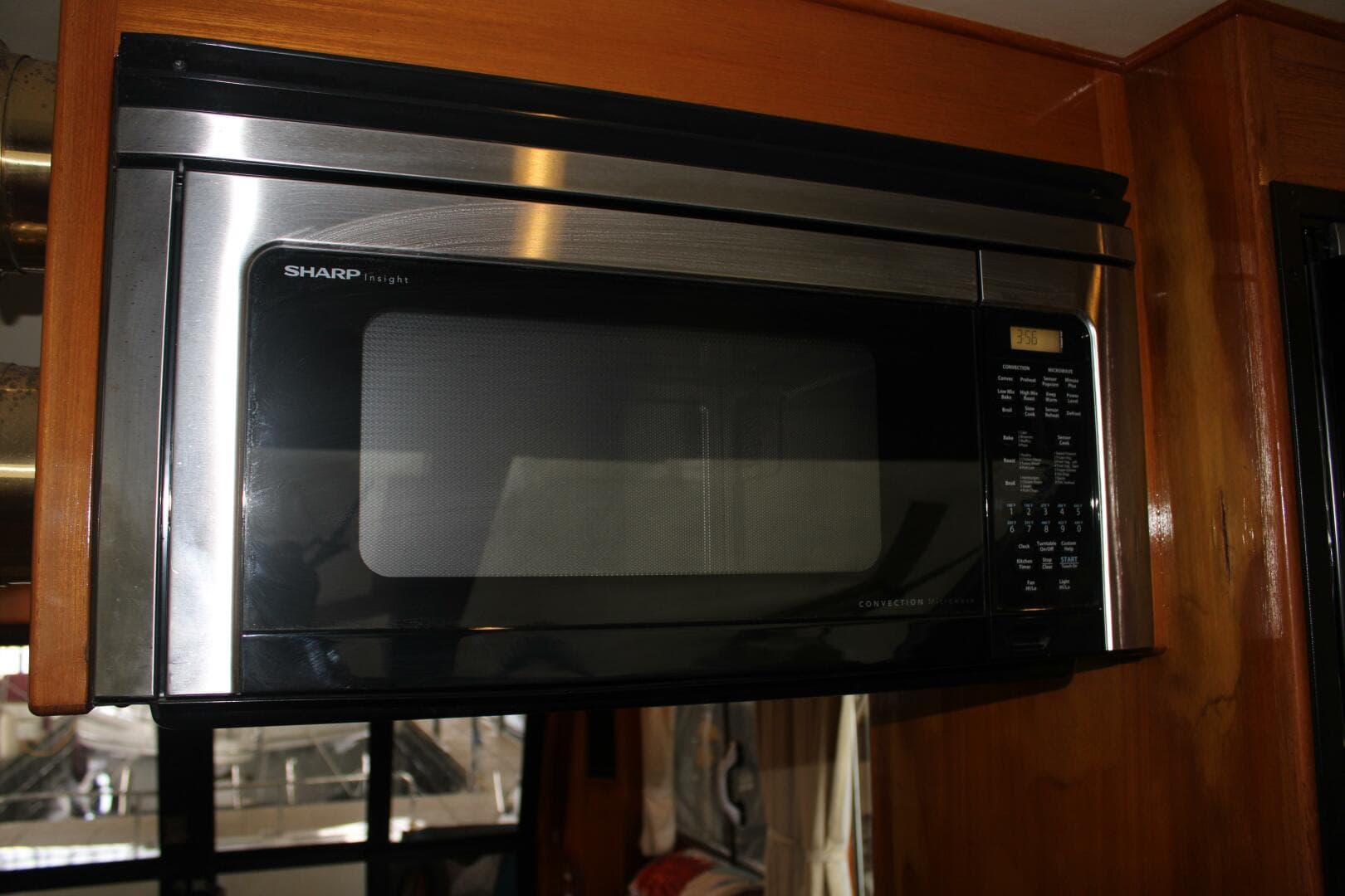 50 ft Ocean Alexander - Microwave