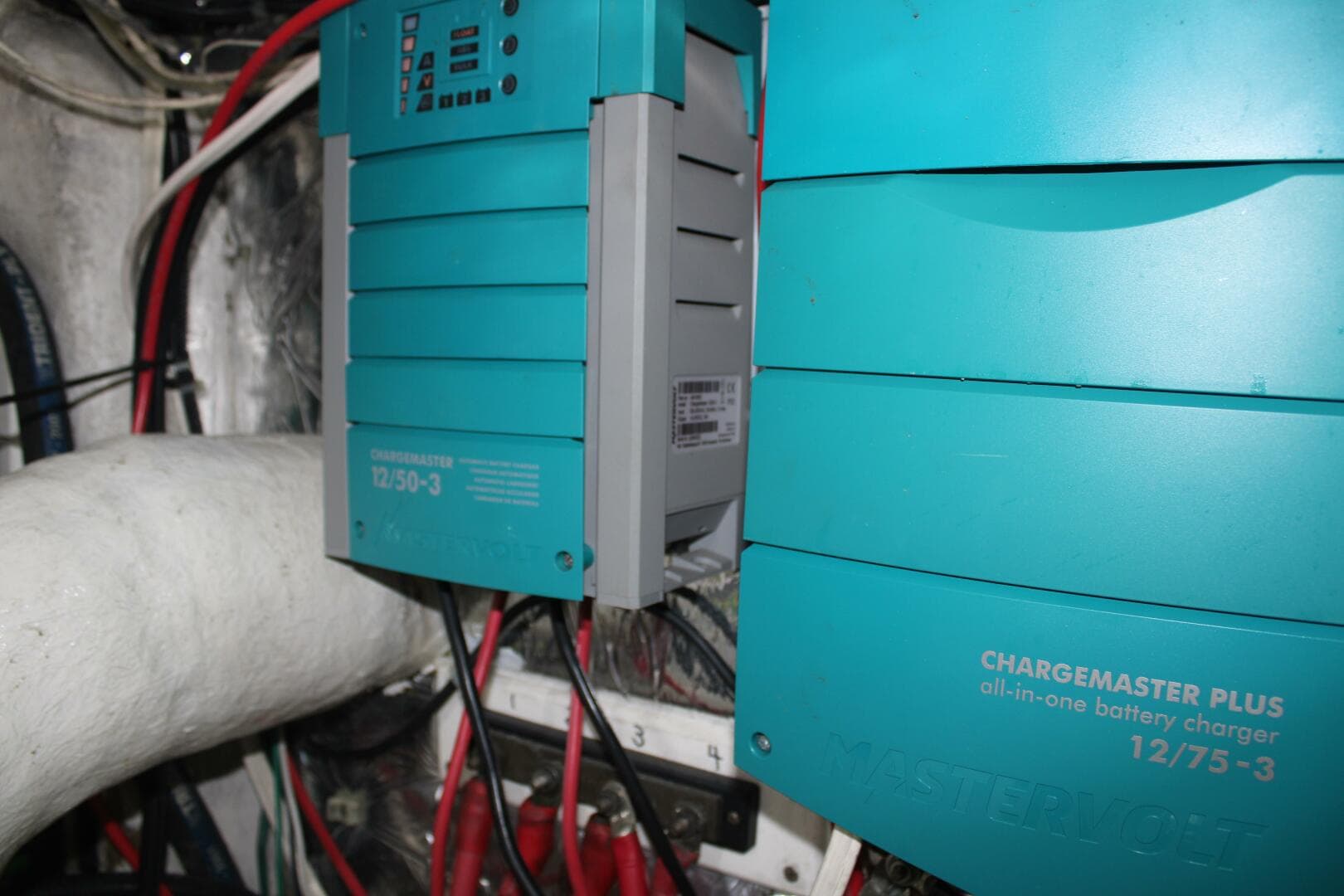 50 ft Ocean Alexander - Battery Chargers