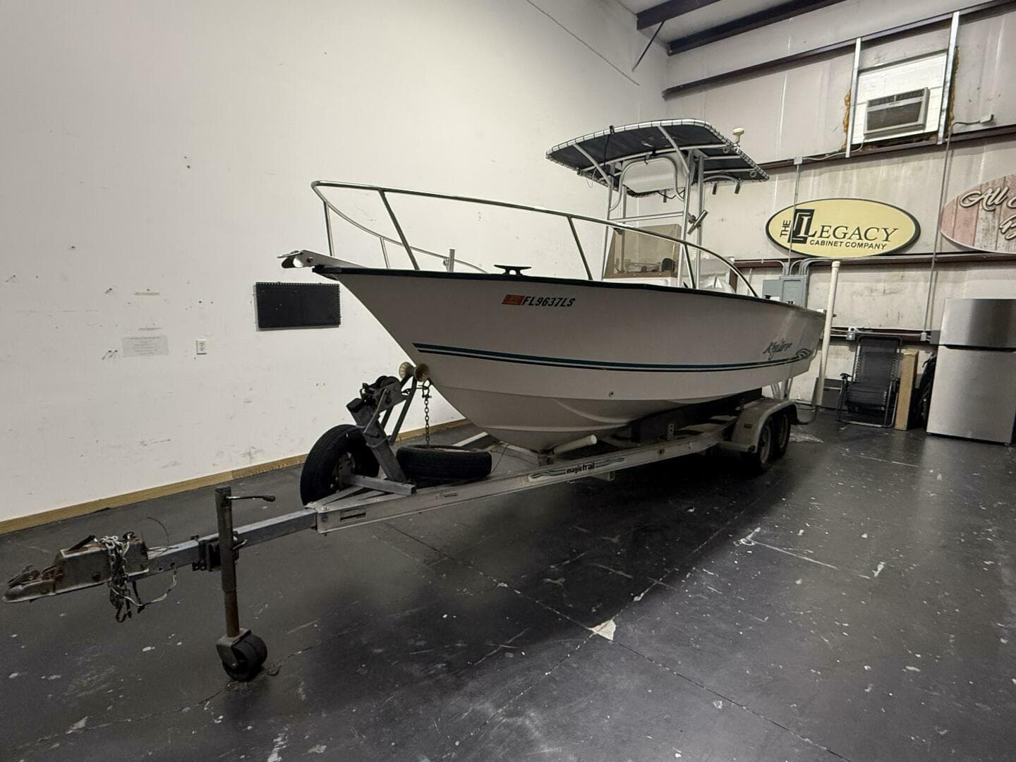 2002 Key Largo 2100 CC