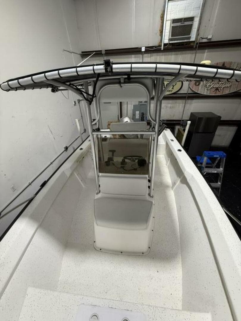 2002 Key Largo 2100 CC