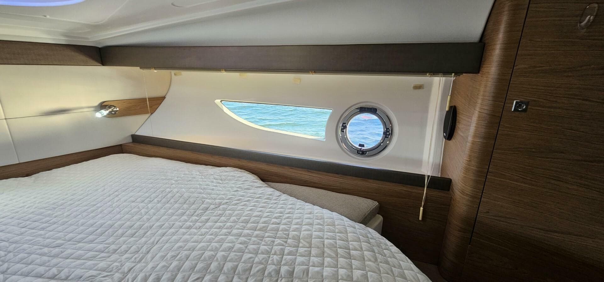 2015 Beneteau 38 Gran Tourismo