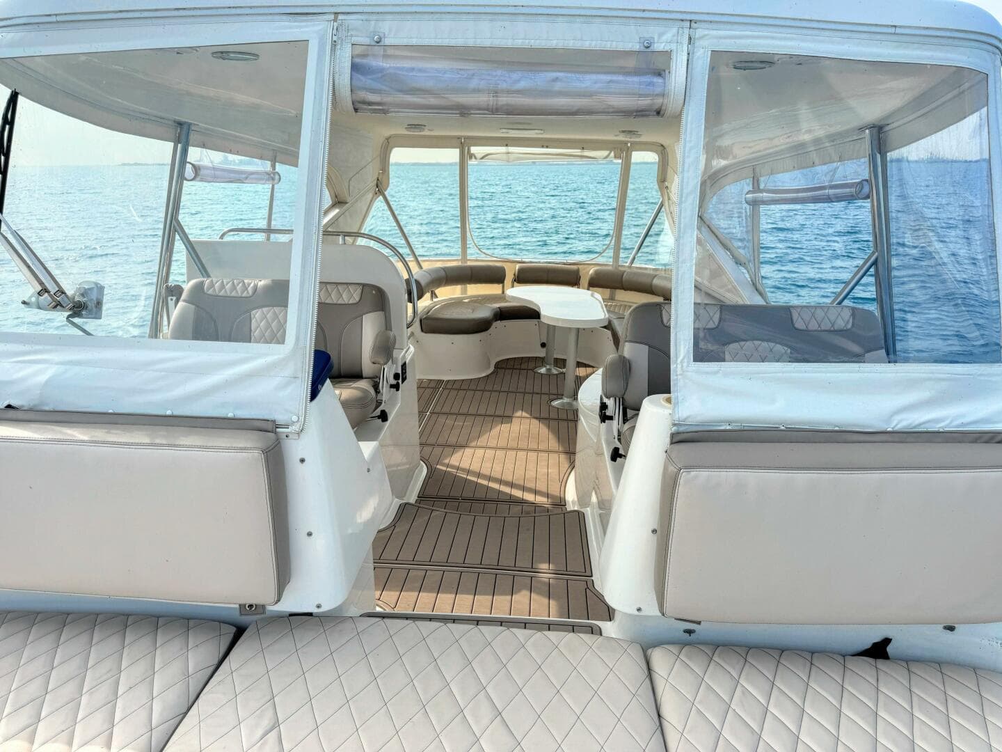 2005 Neptunus 62 Flybridge