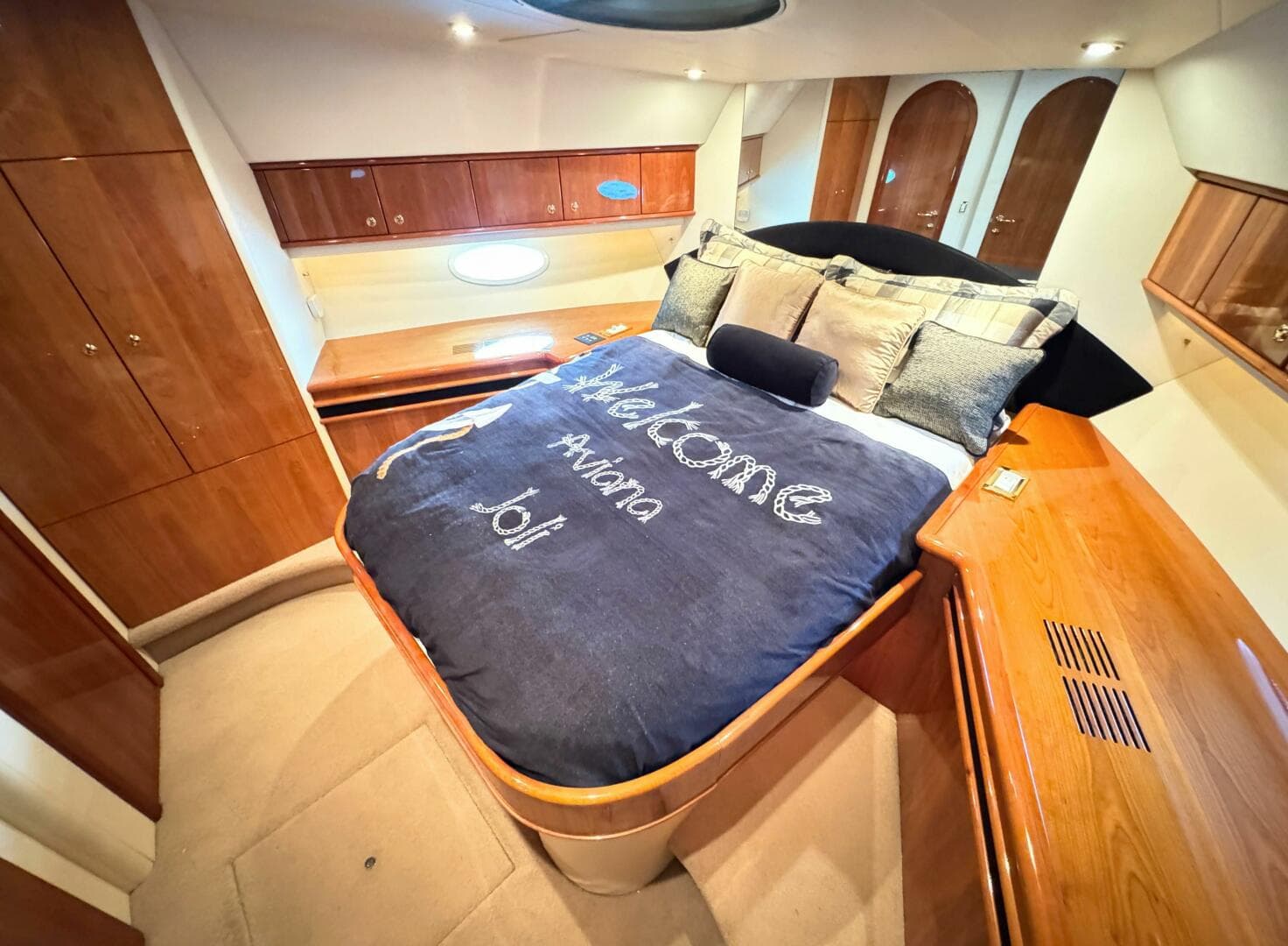 2005 Neptunus 62 Flybridge
