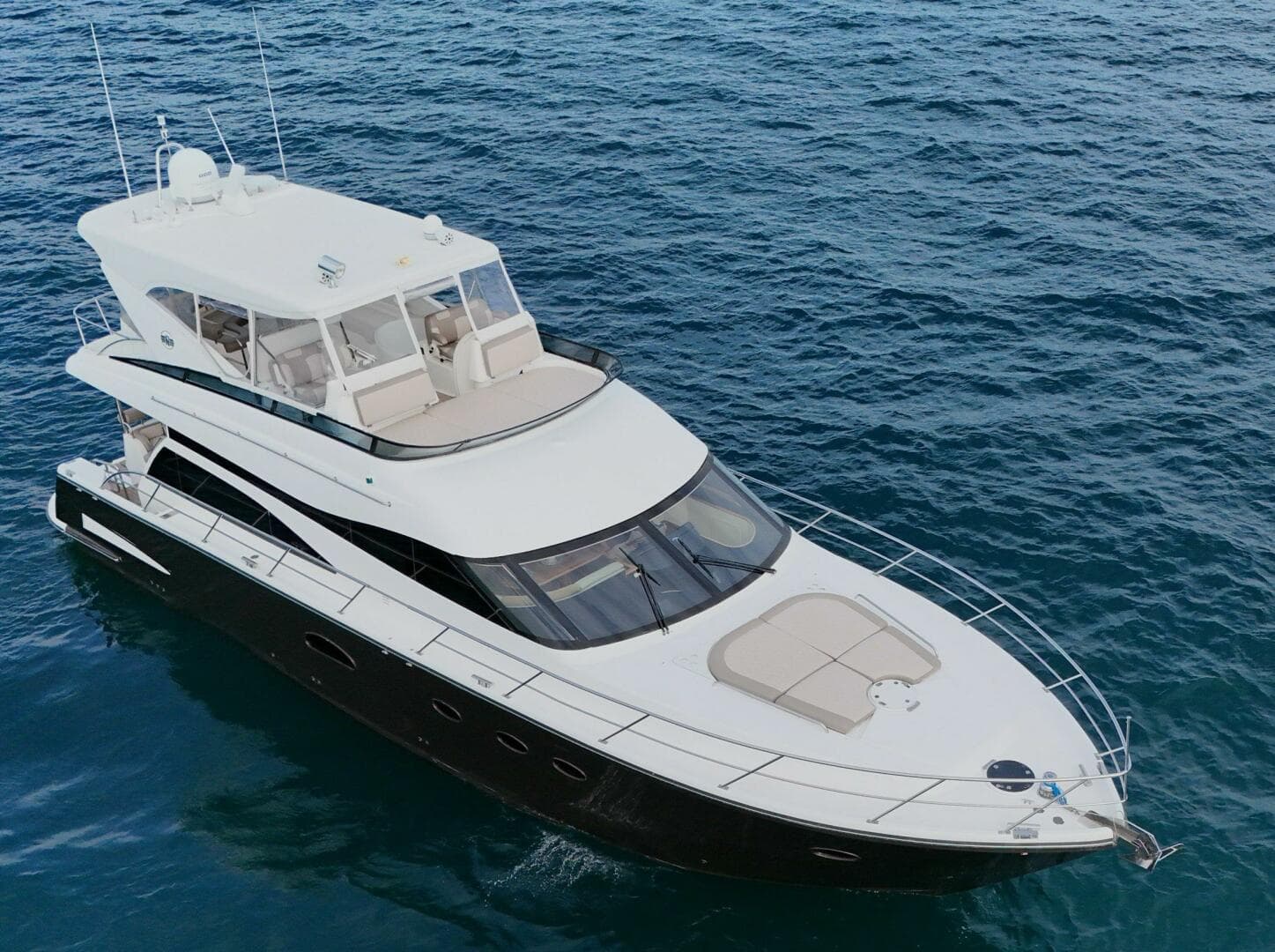 2005 Neptunus 62 Flybridge