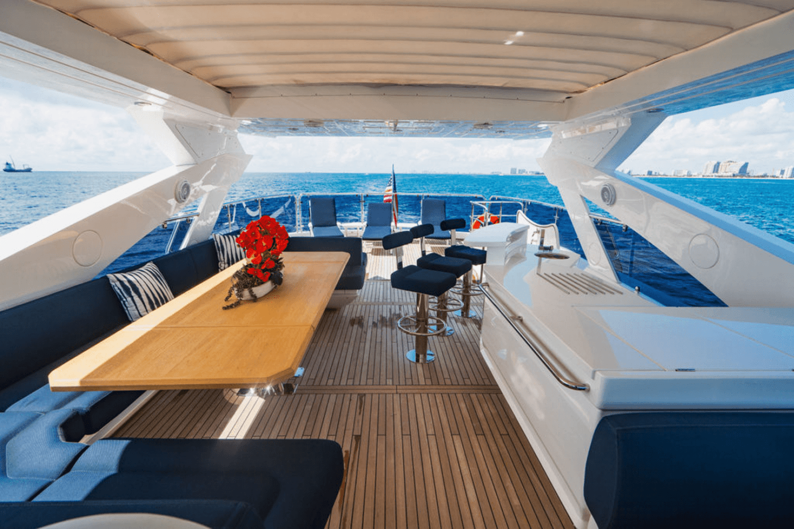 2019 Sunseeker 86