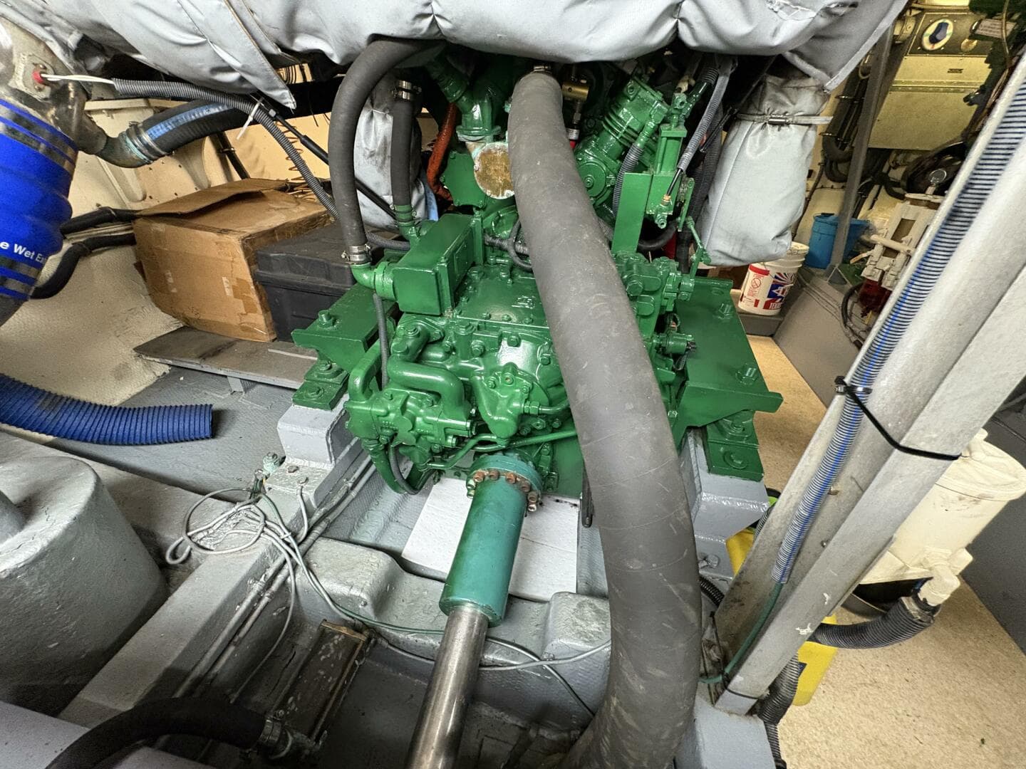 1985 Hatteras 60 Enclosed Bridge