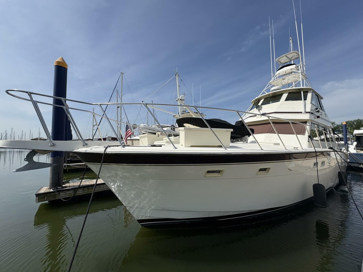 1985 Hatteras 60 Enclosed Bridge