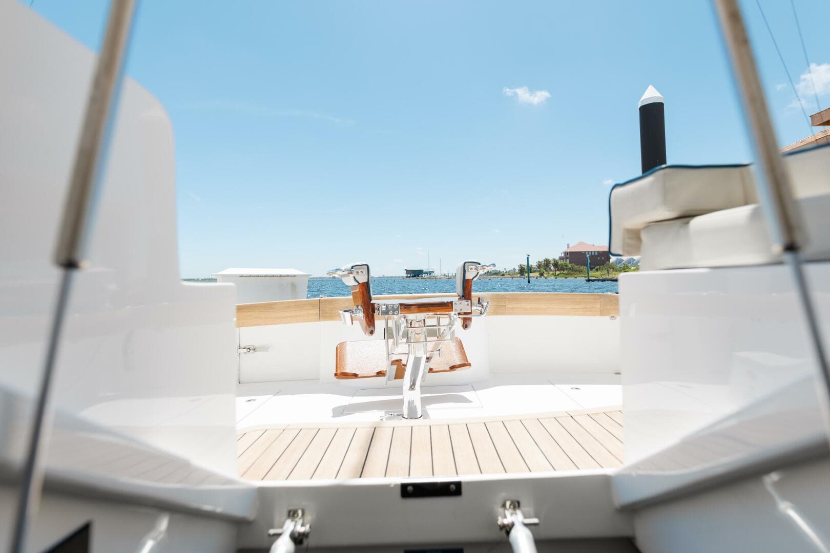 2018 Hatteras GT45X Flybridge