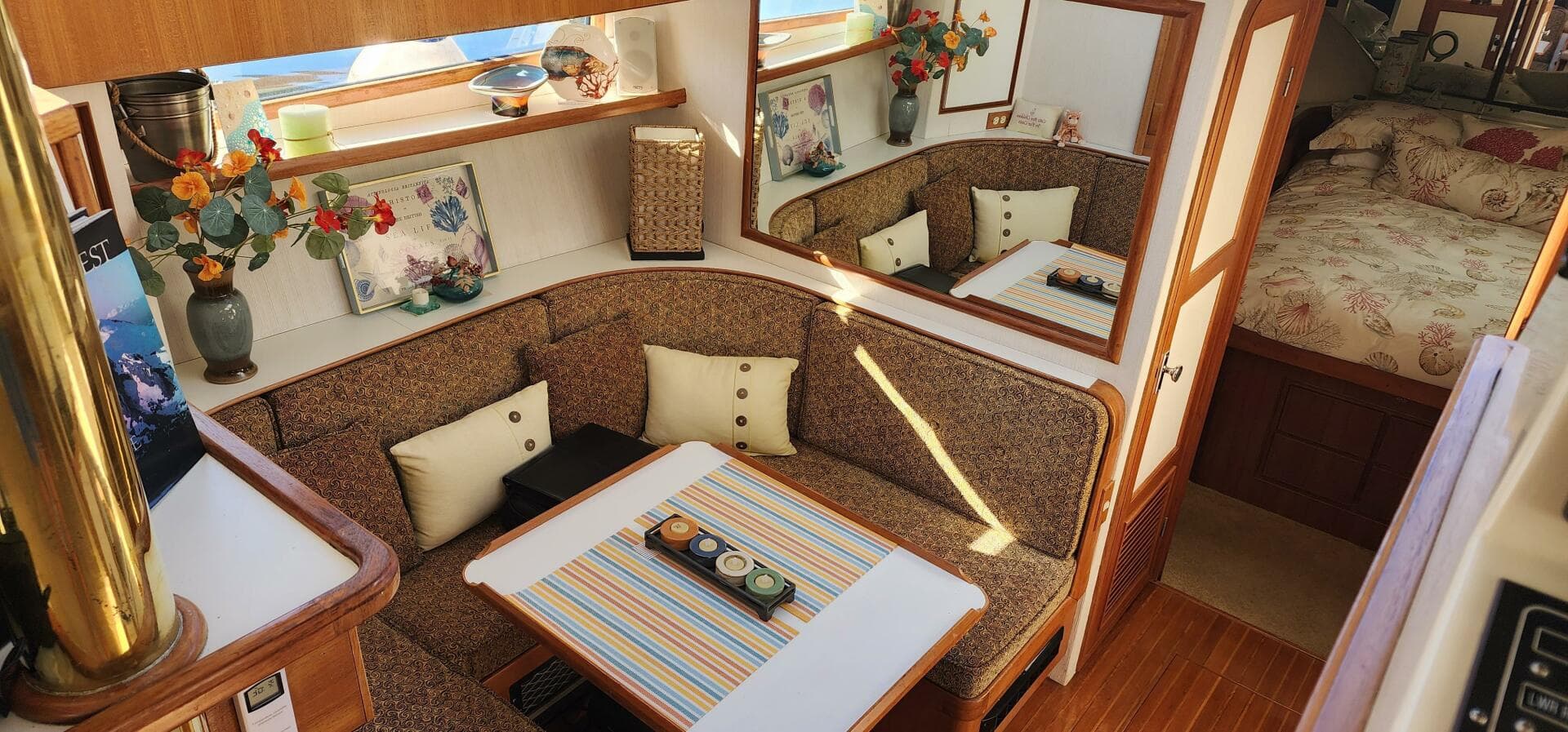 1988 Vantare 44 Aft Cabin