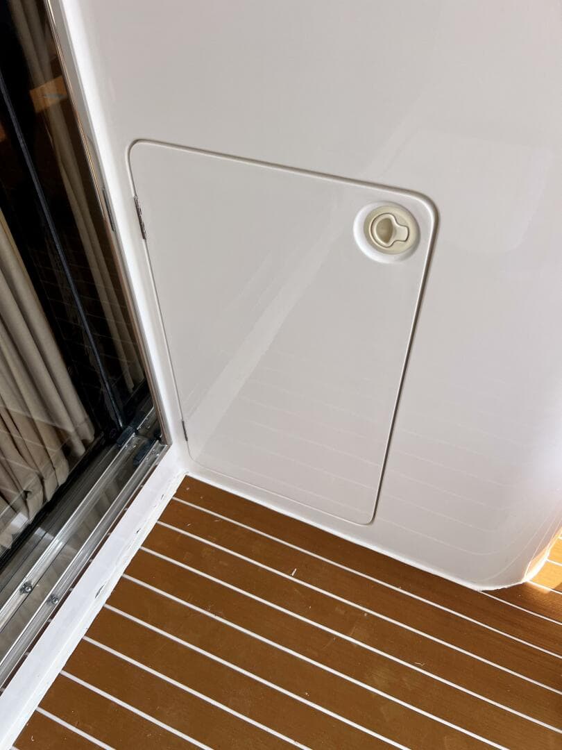 2000 Viking Princess 52 Flybridge