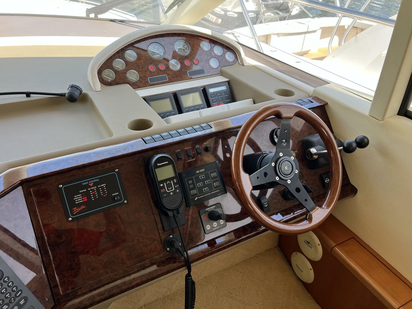 2000 Viking Princess 52 Flybridge