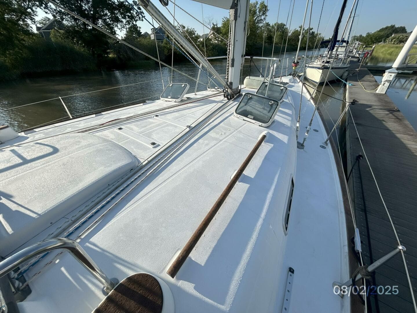 46' Beneteau foredeck2
