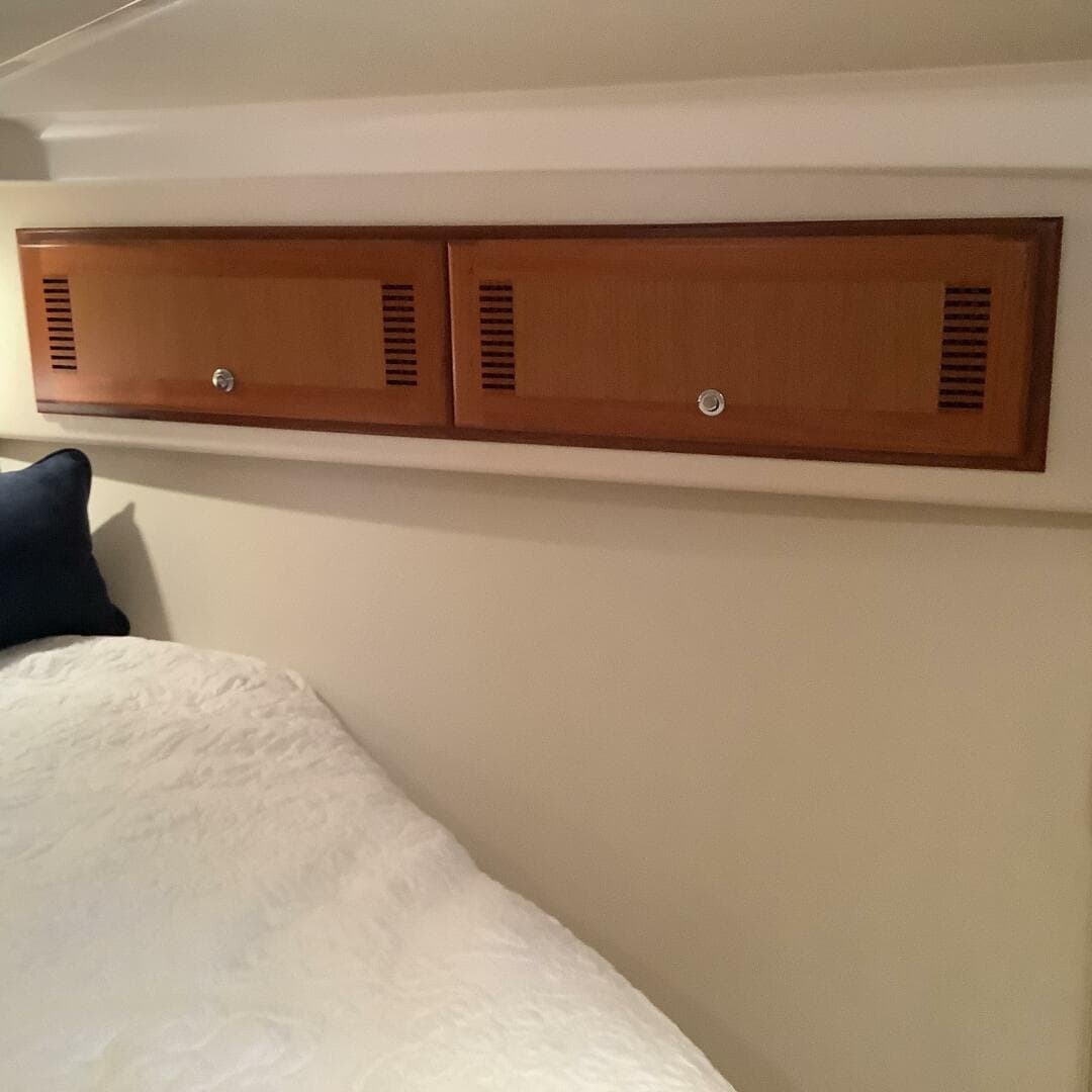 2006 Cabo 35 Flybridge Sportfish