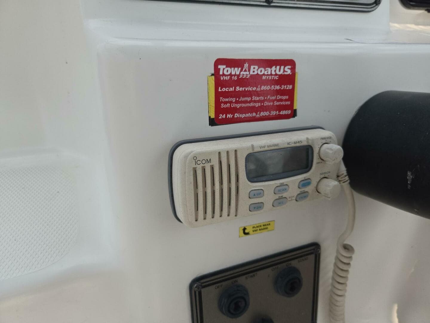 2000 Wellcraft 230 Coastal